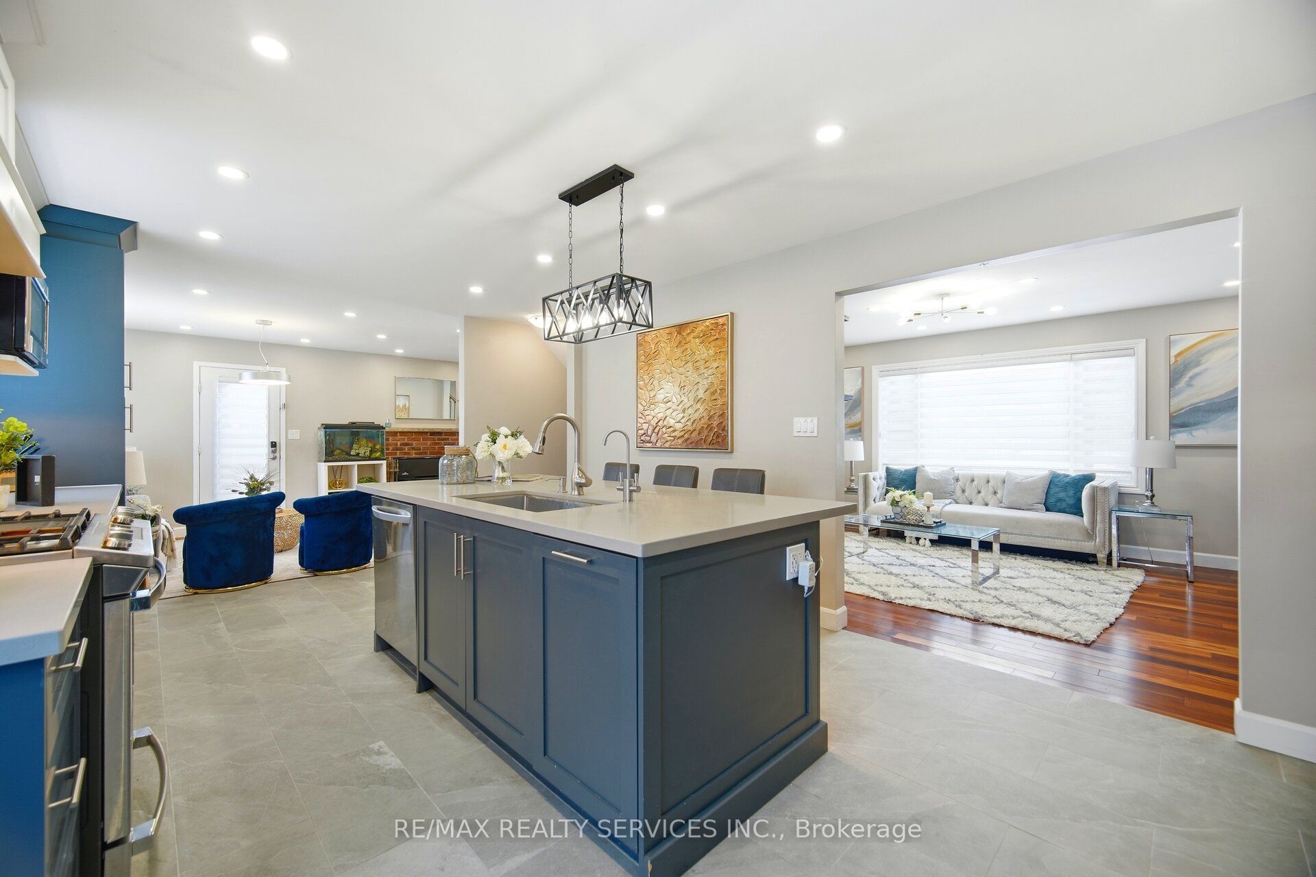 12 Pine Street Property Photo 18