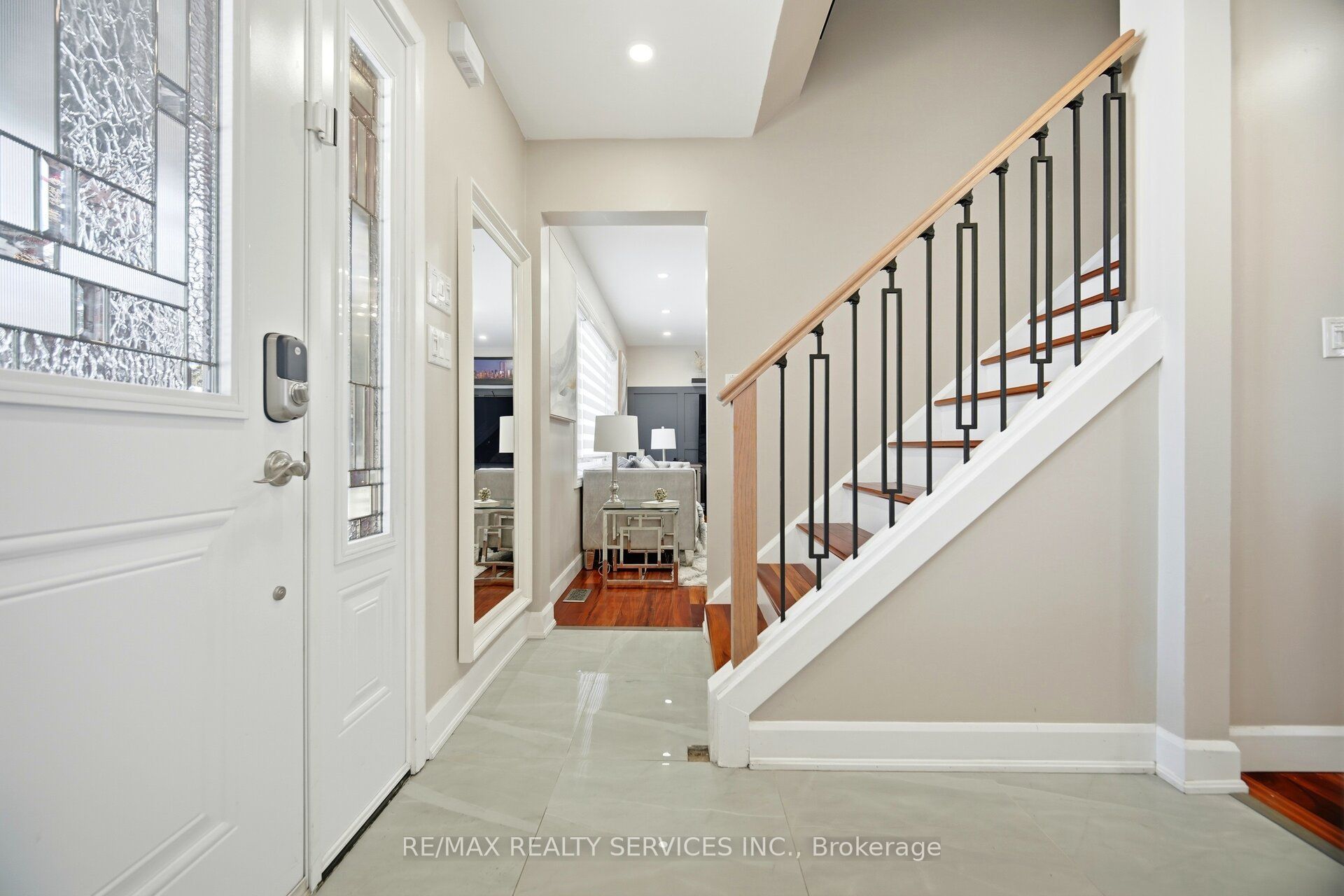 12 Pine Street Property Photo 22