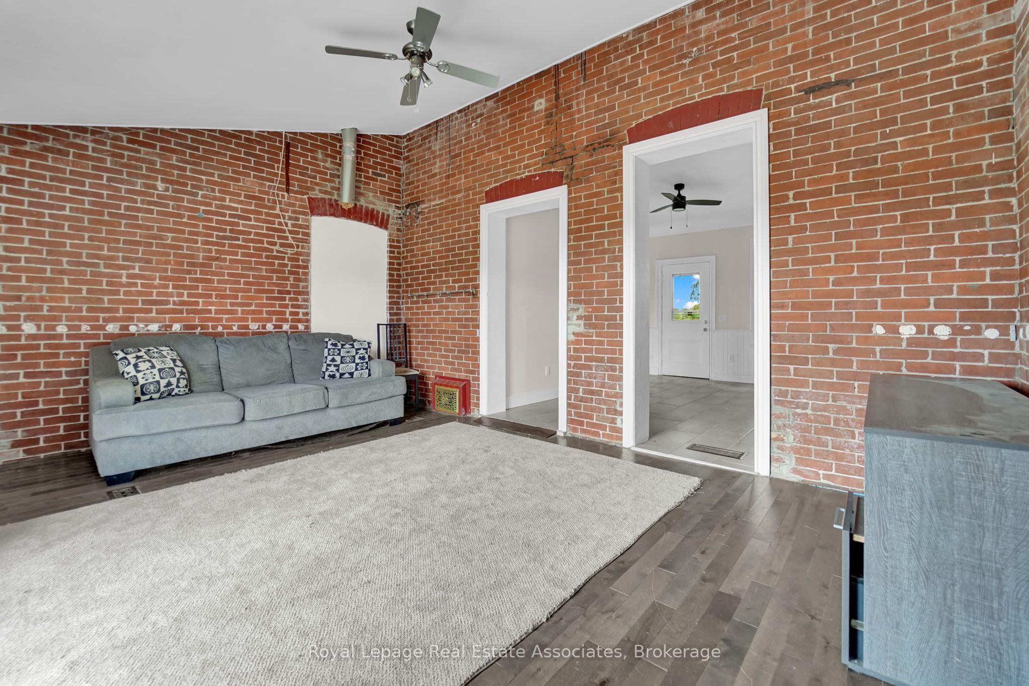 783 Highway 6 N Property Photo 16