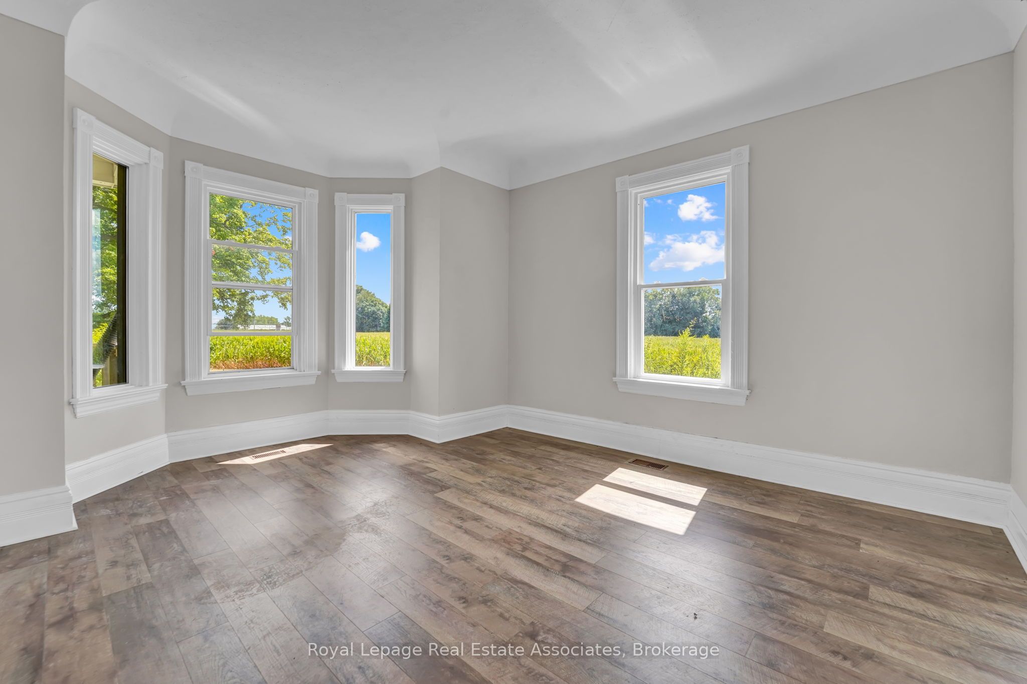 783 Highway 6 N Property Photo 19