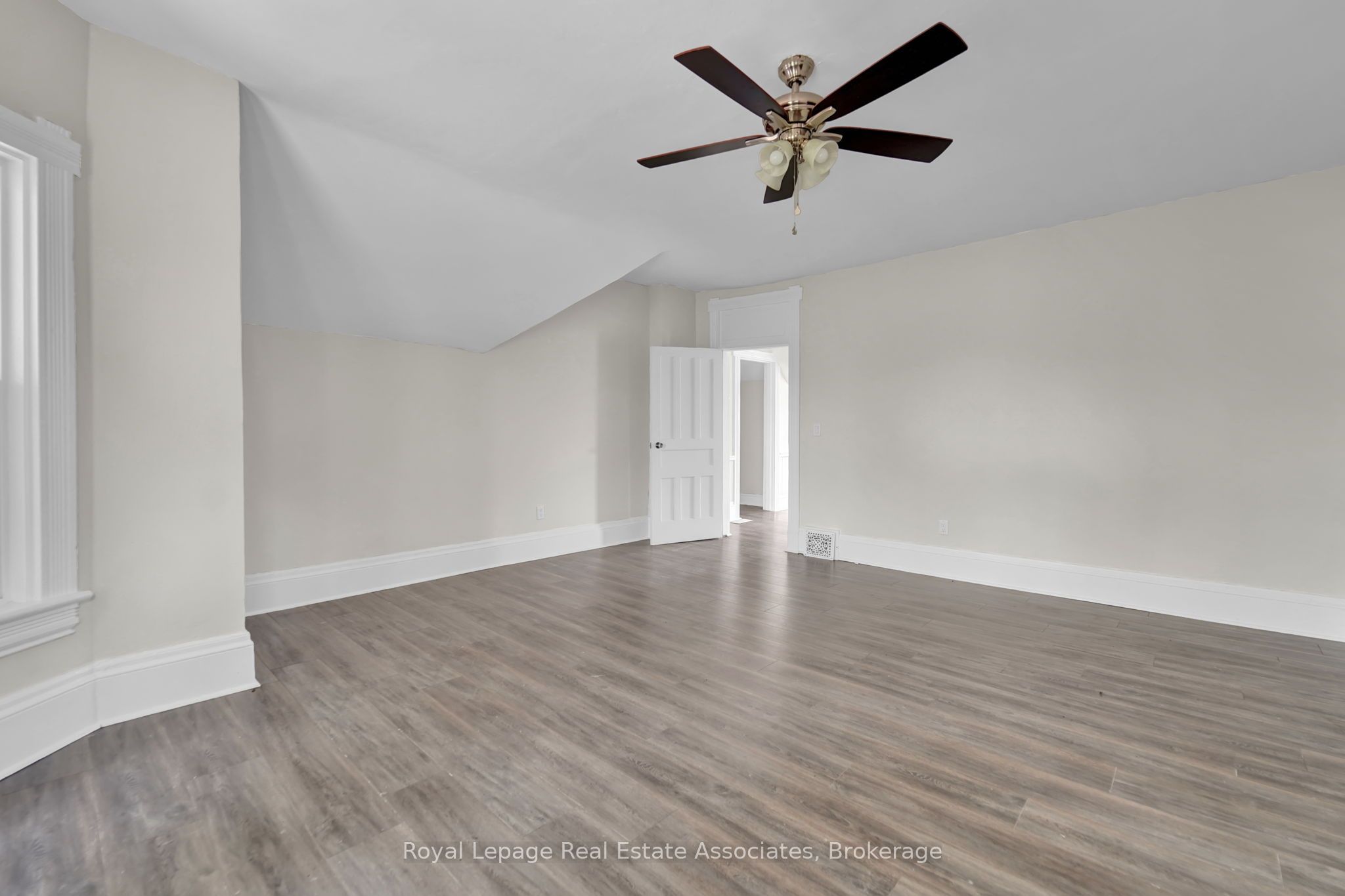 783 Highway 6 N Property Photo 34