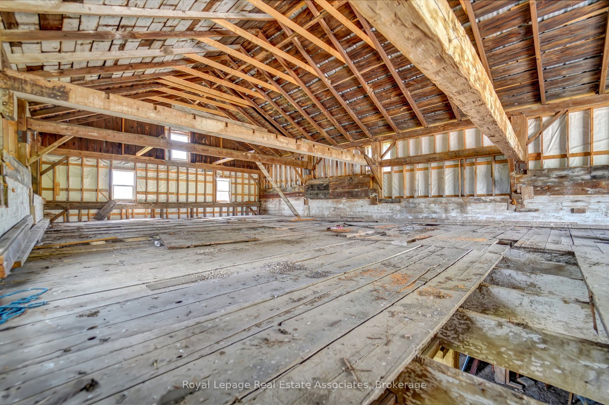 783 Highway 6 N Property Photo 44