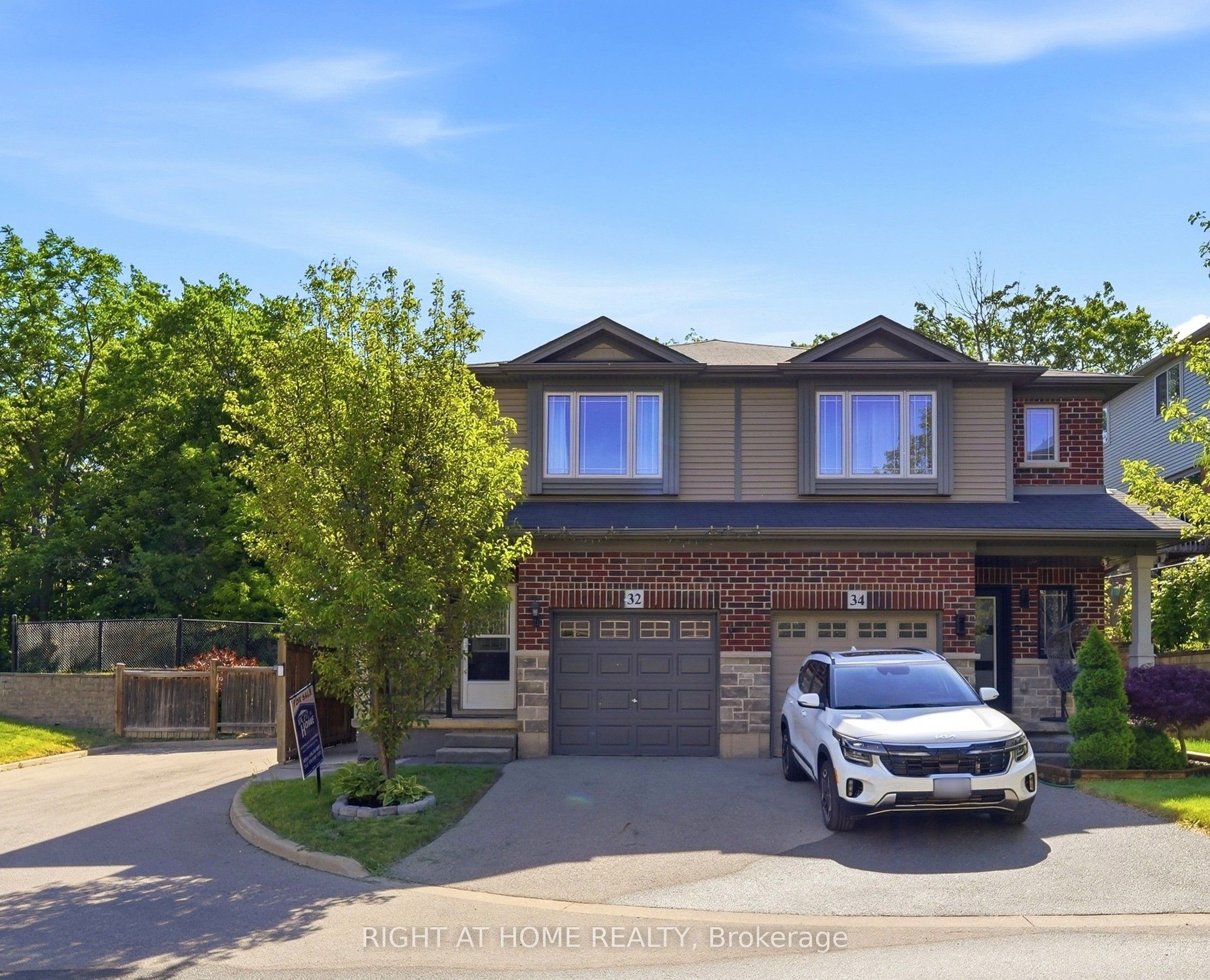 32 Rolling Lane Property Photo 1