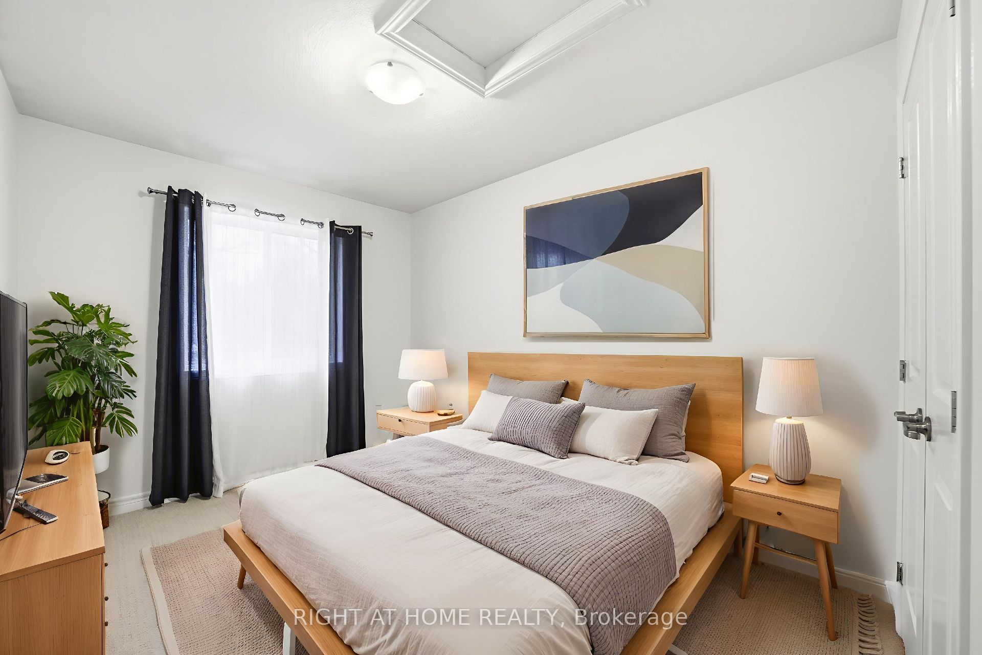 32 Rolling Lane Property Photo 28