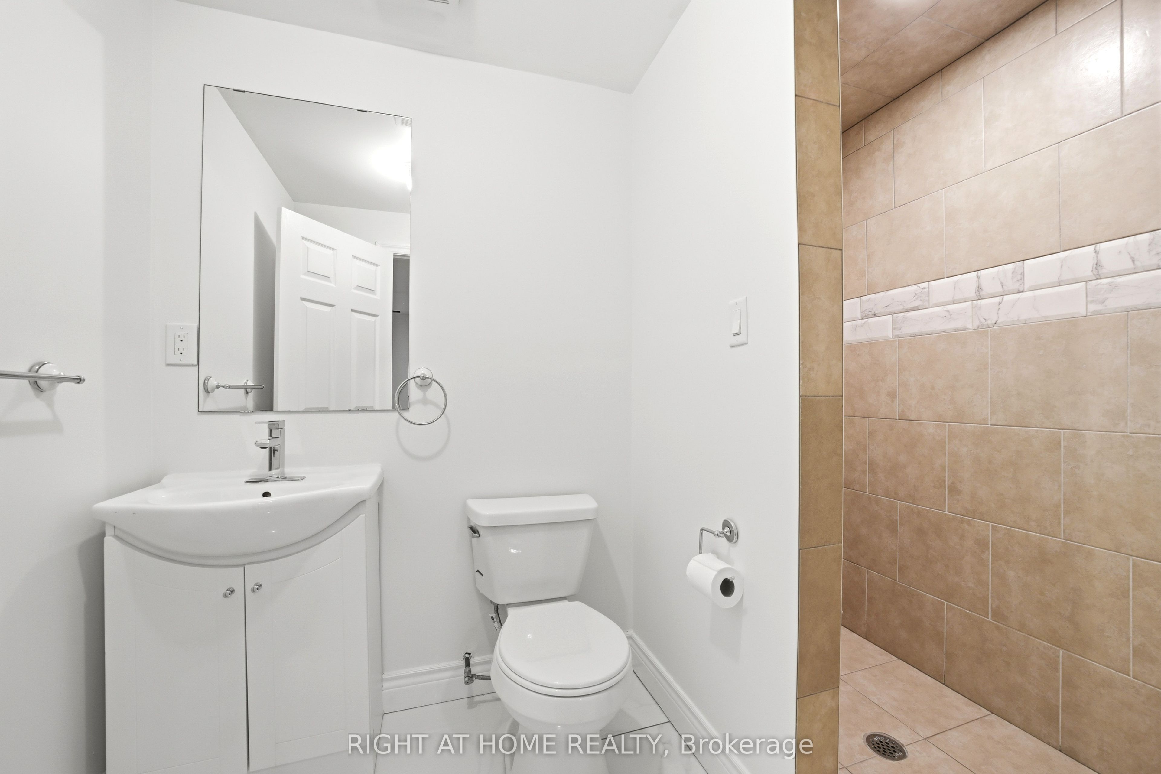 32 Rolling Lane Property Photo 38