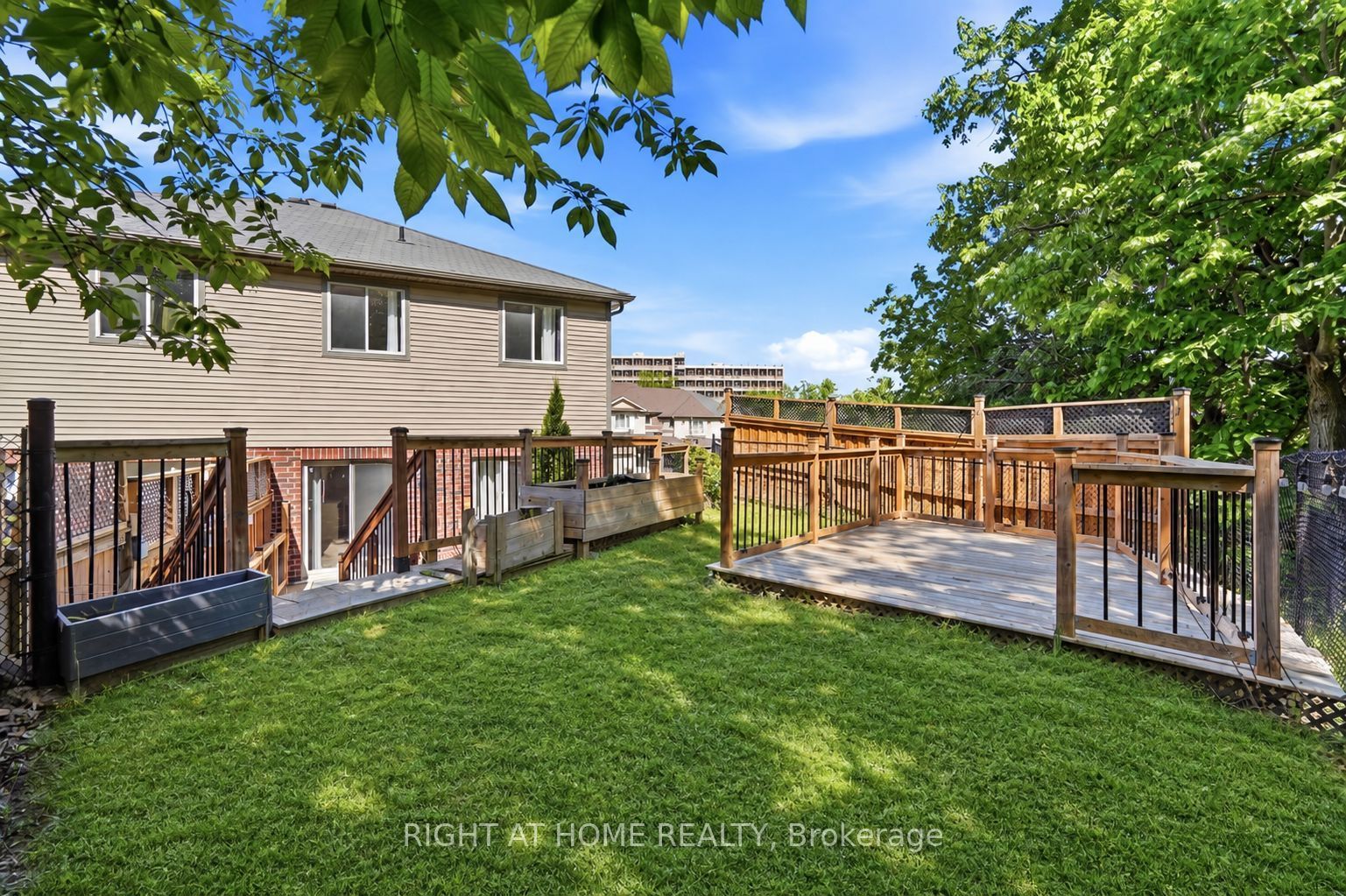 32 Rolling Lane Property Photo 44