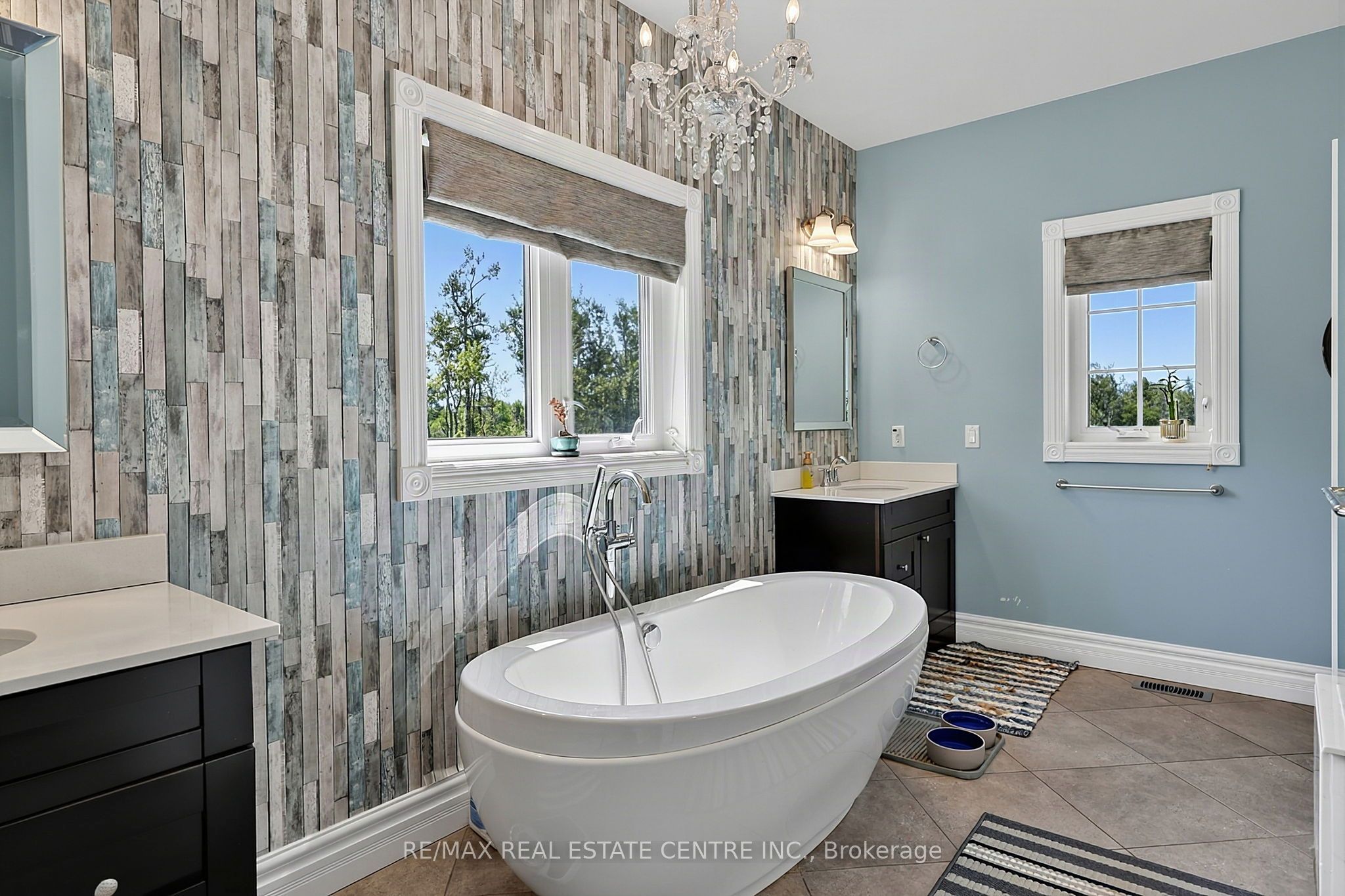 398019 5th Line Property Photo 25