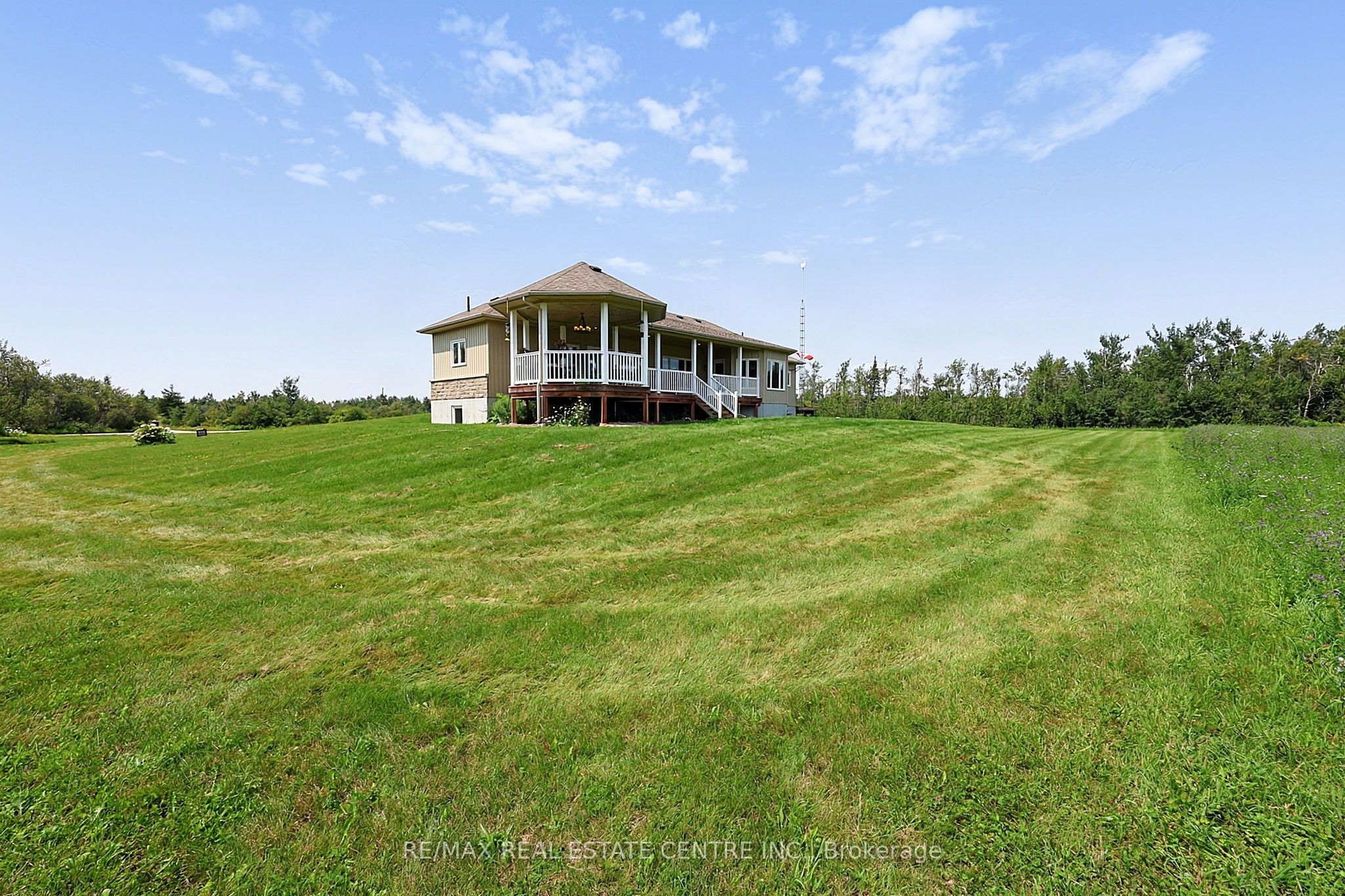 398019 5th Line Property Photo 44
