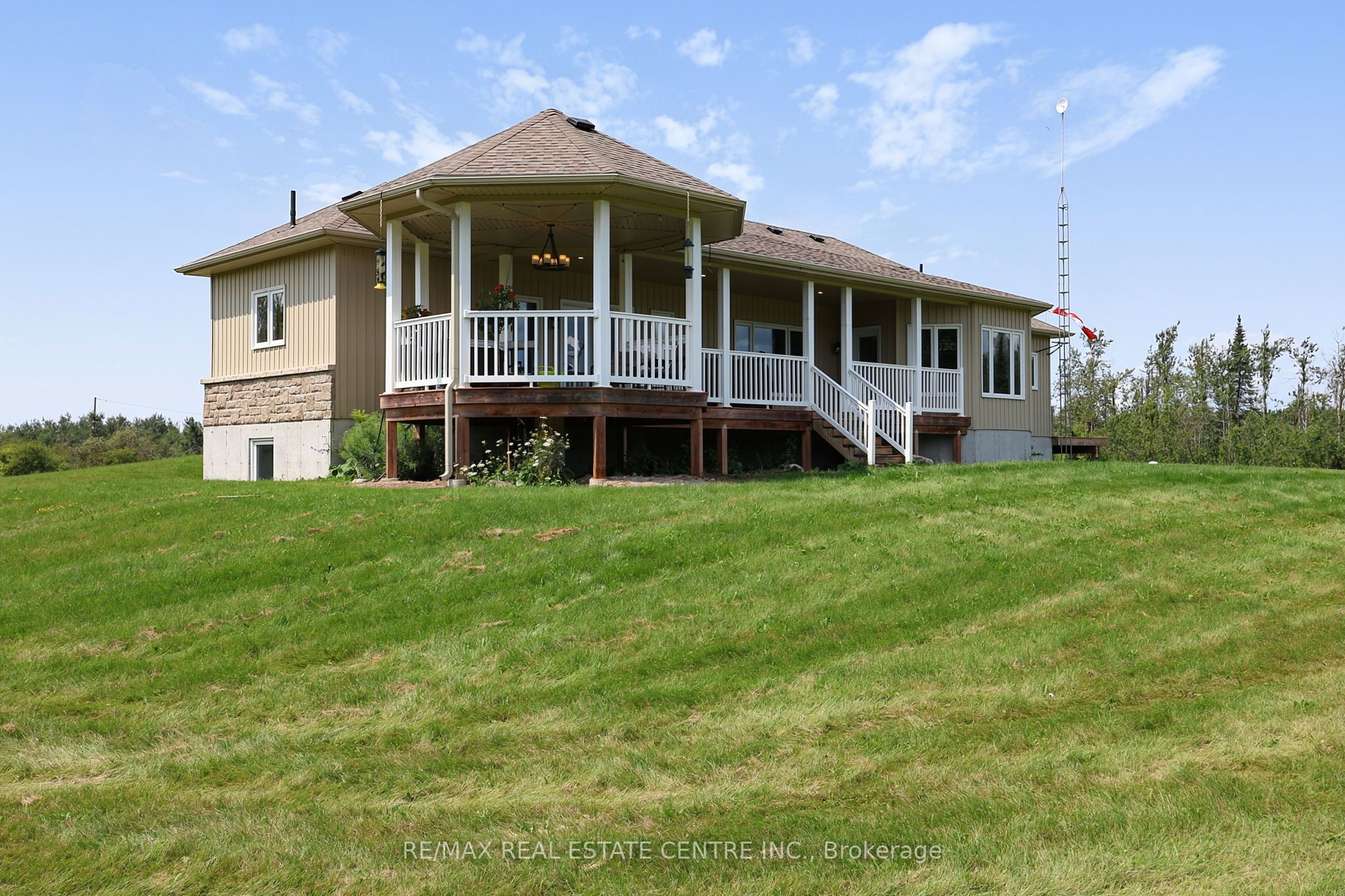 398019 5th Line Property Photo 45