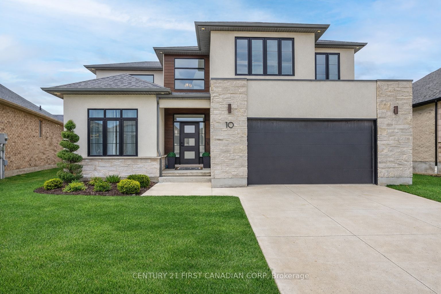 10 Beaty Lane Property Photo 2