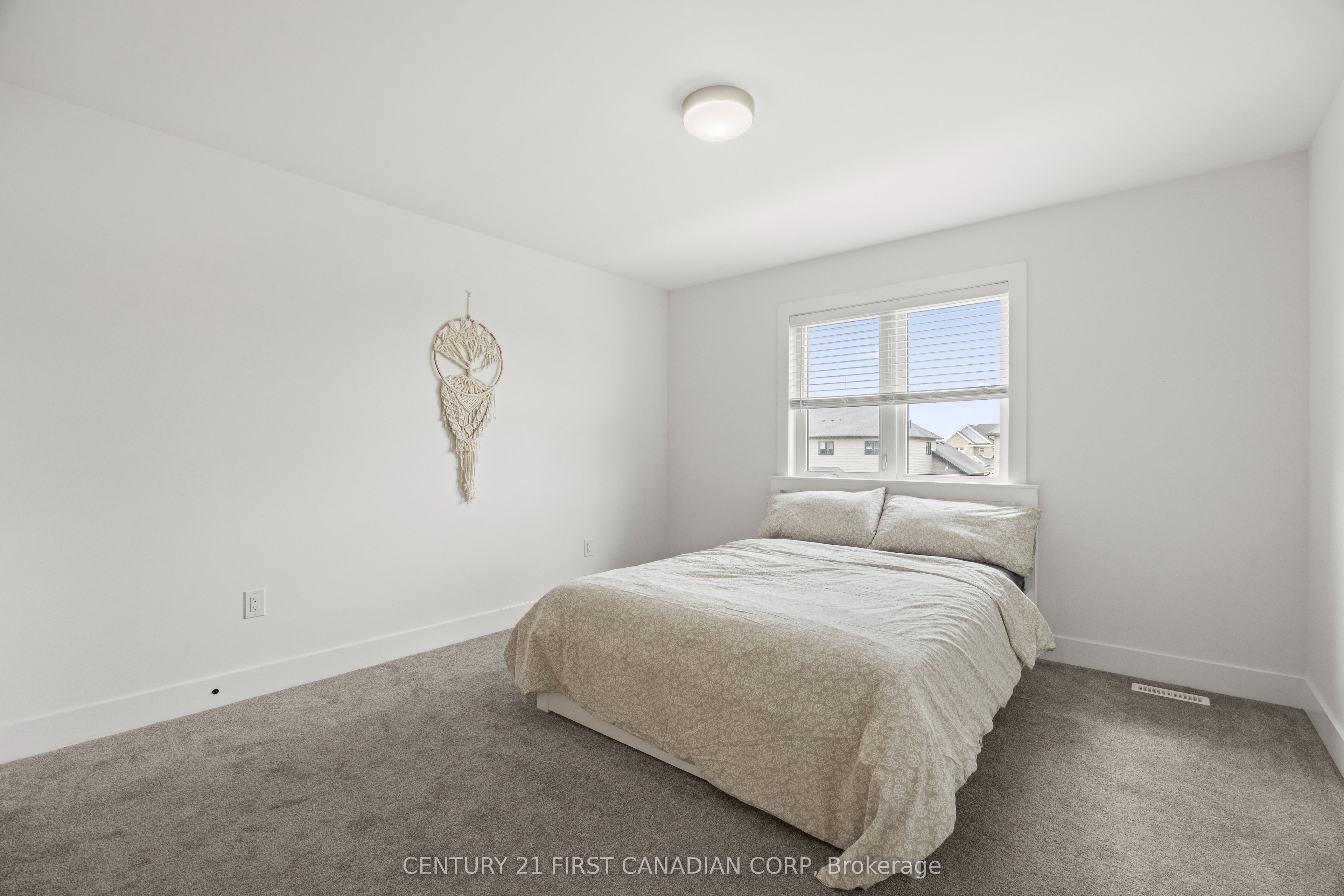 10 Beaty Lane Property Photo 34