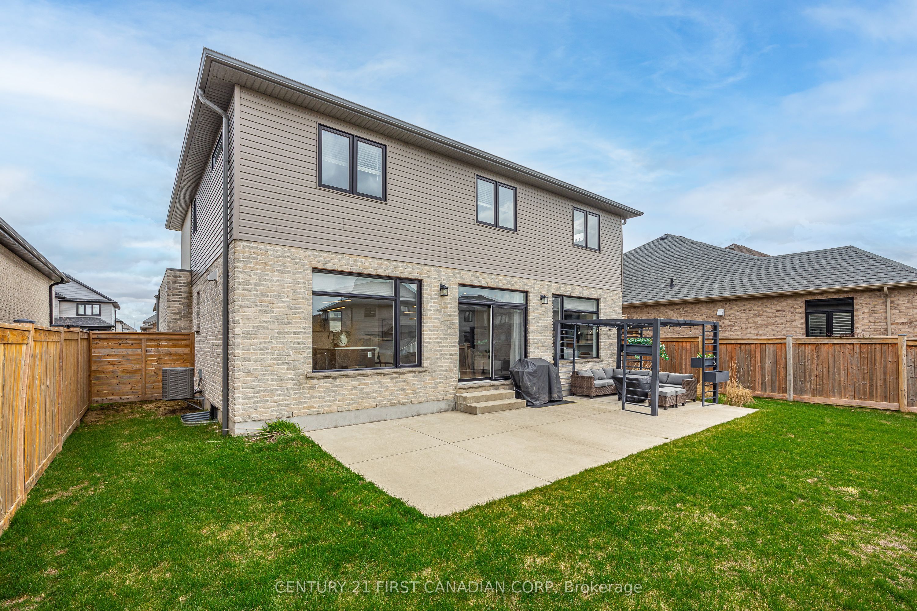 10 Beaty Lane Property Photo 43