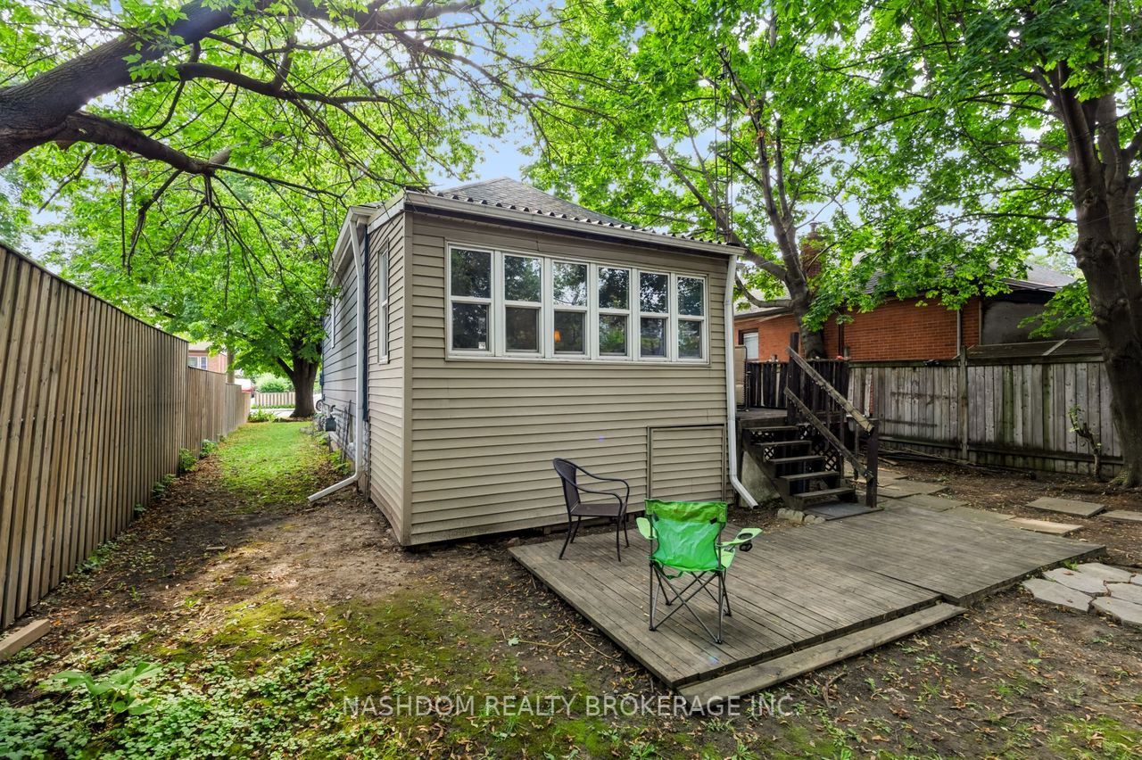 703 Brighton Avenue Property Photo 32