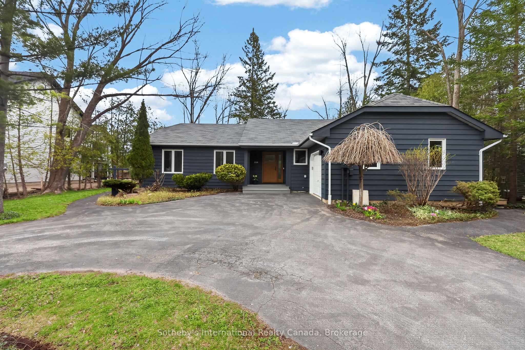 111 Patricia Drive Property Photo 1