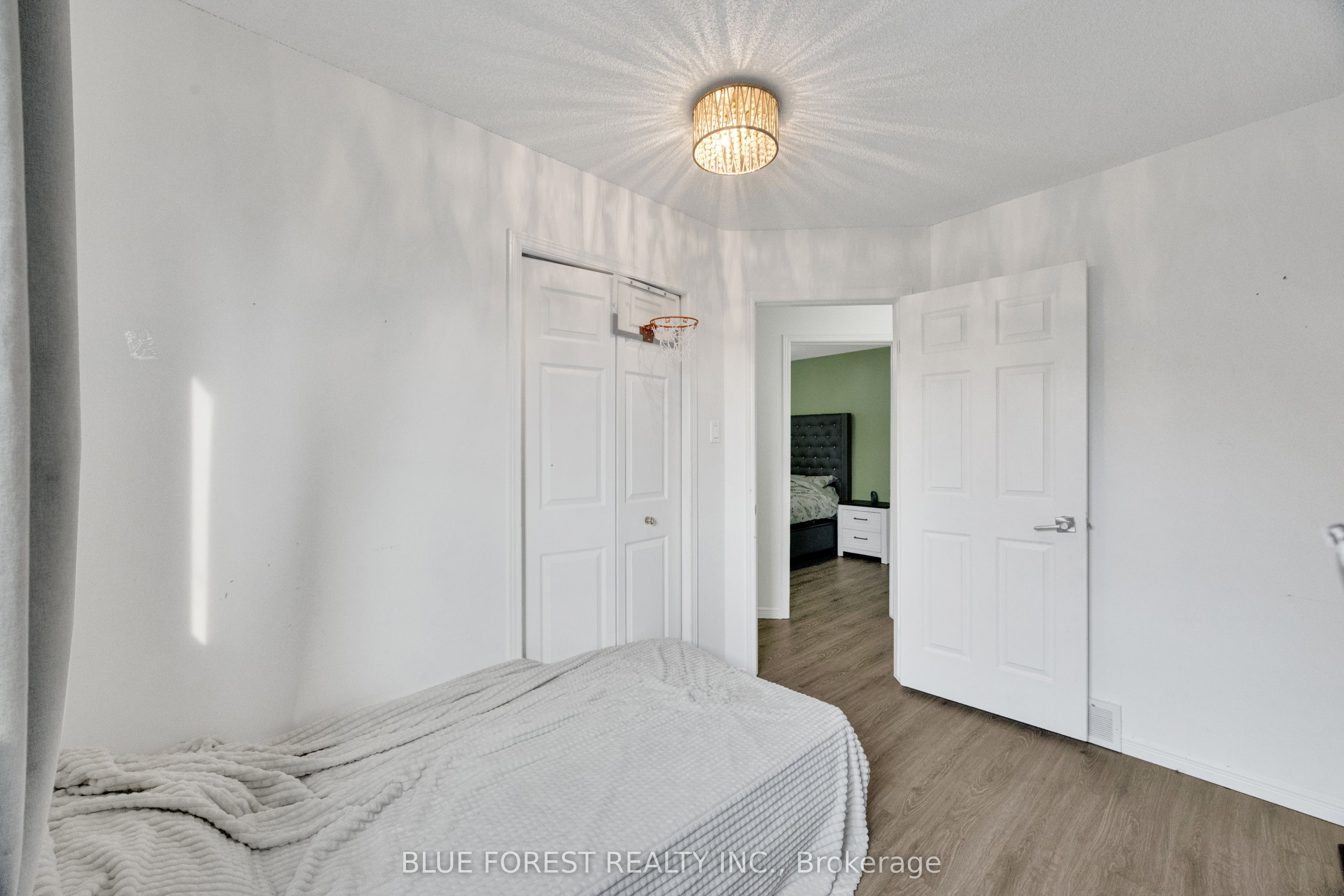 38 Folkstone Court Property Photo 24