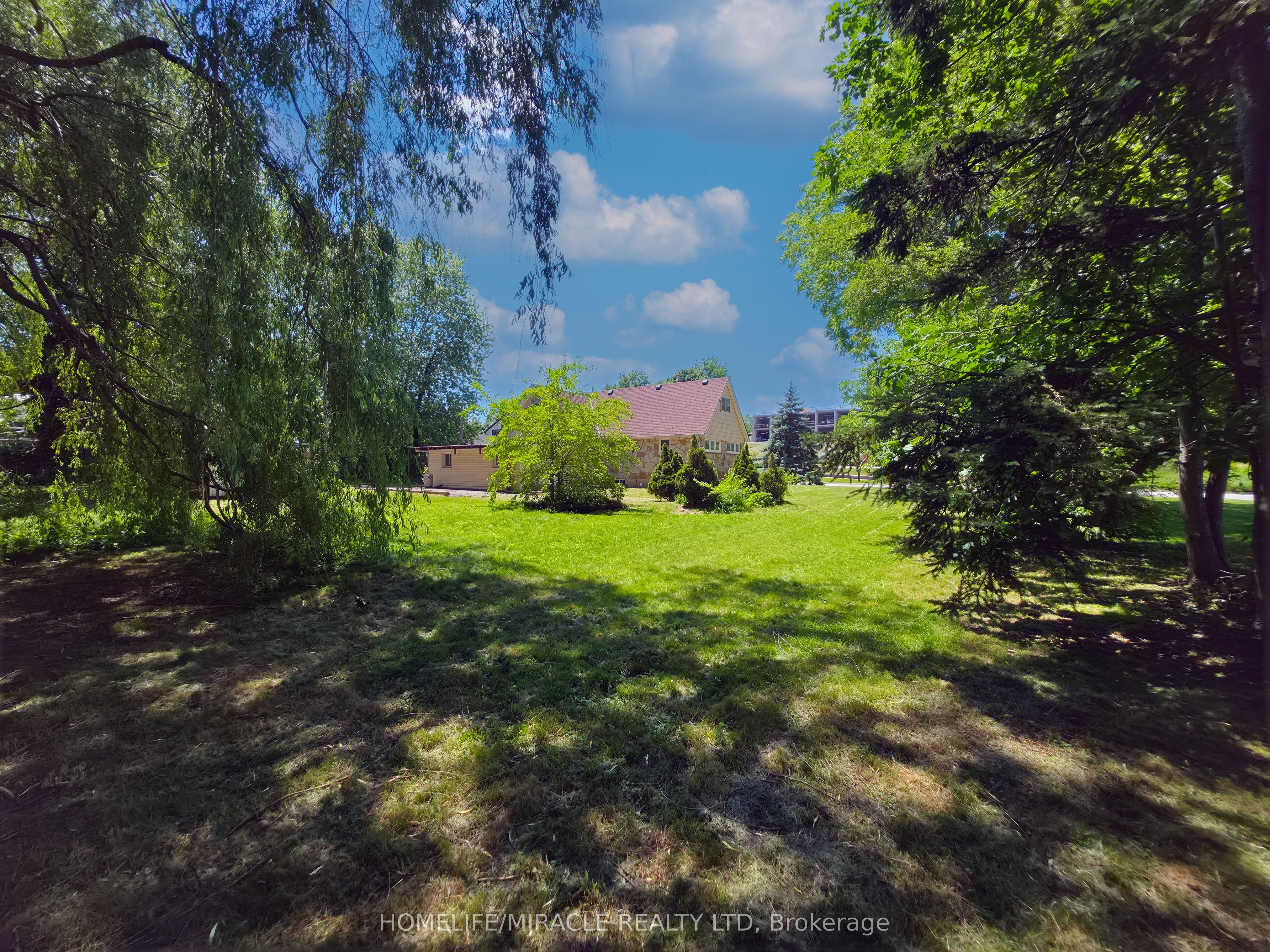 17 Goderich Street Property Photo 10