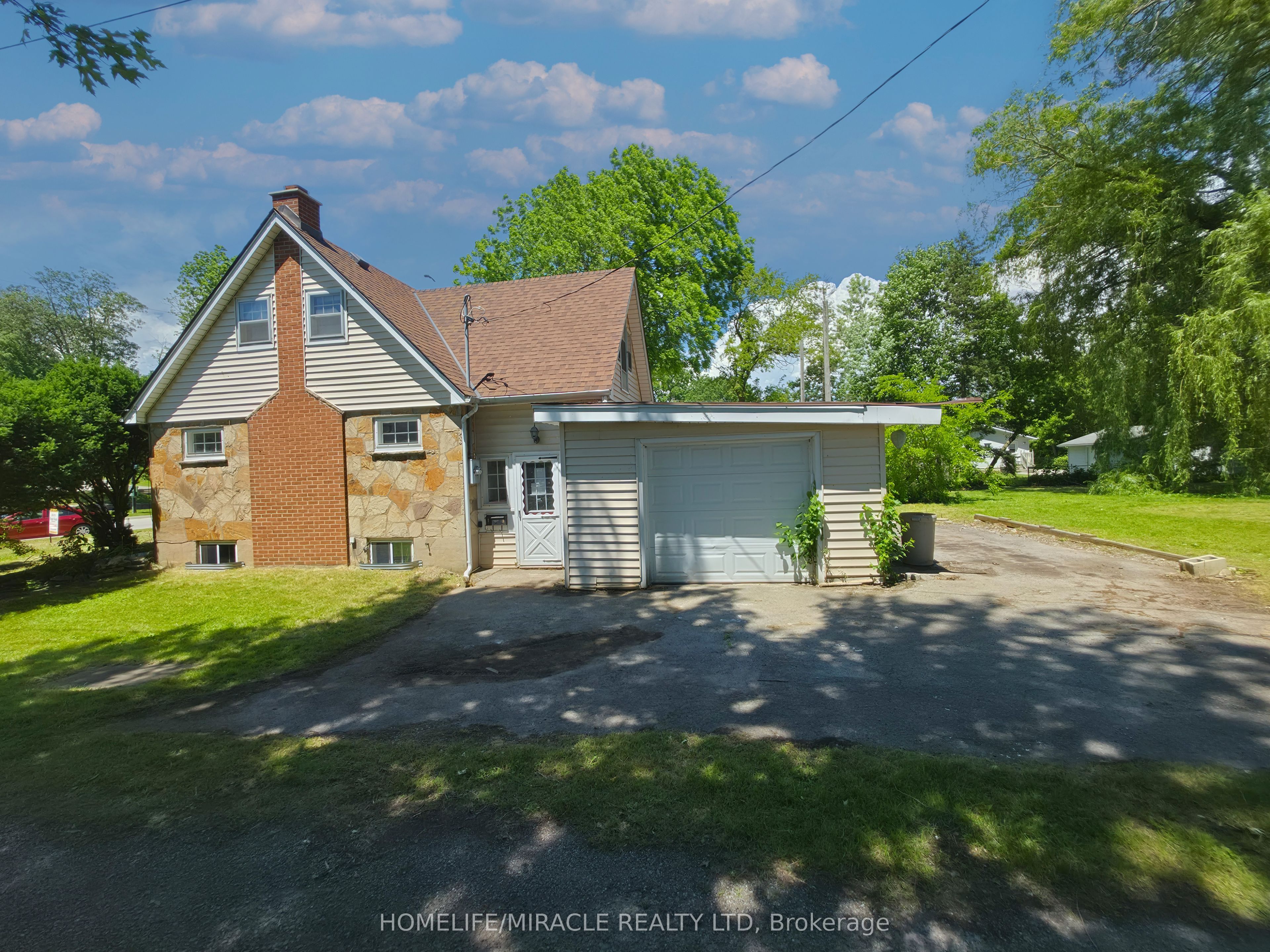 17 Goderich Street Property Photo 14