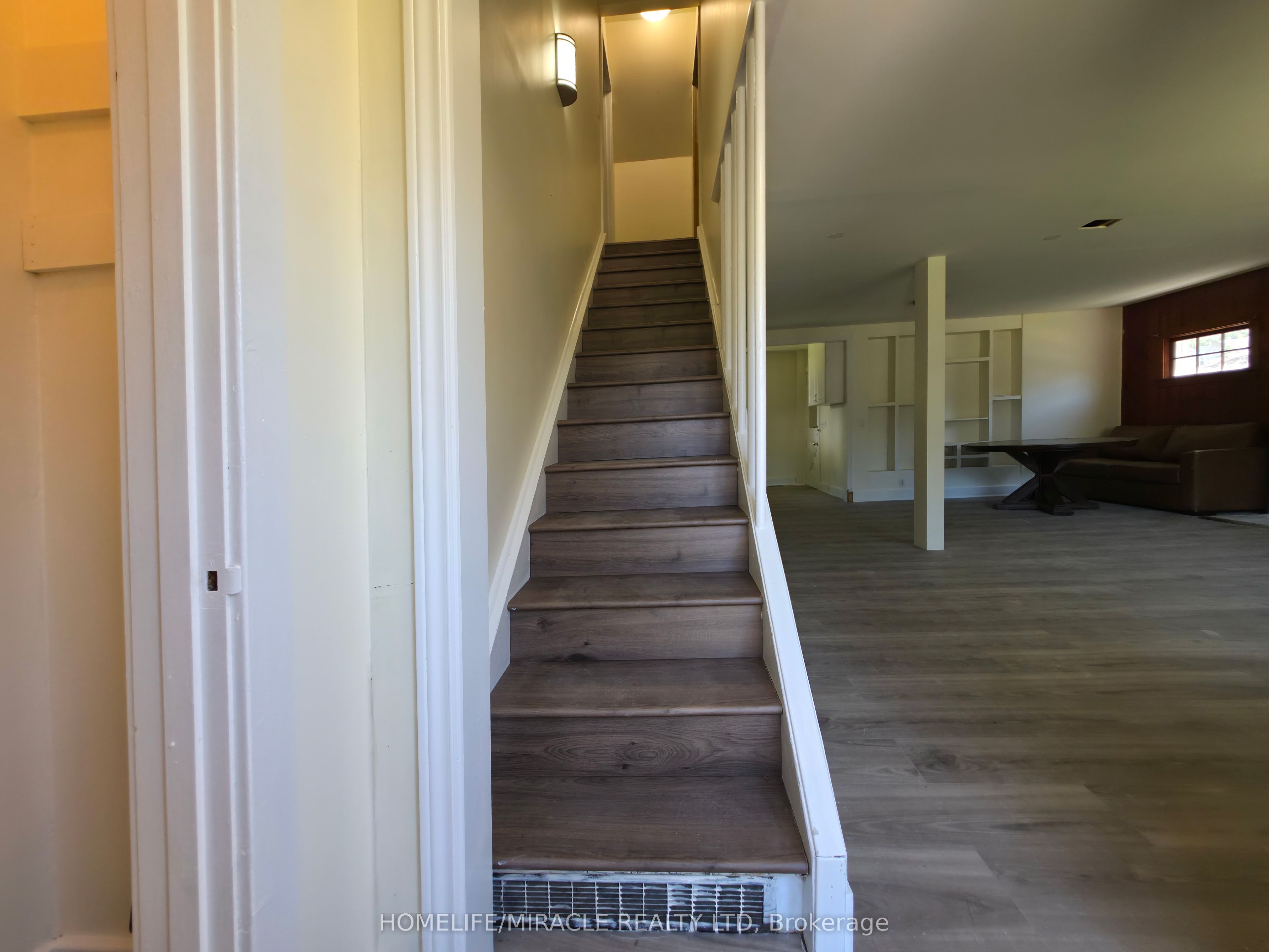 17 Goderich Street Property Photo 16