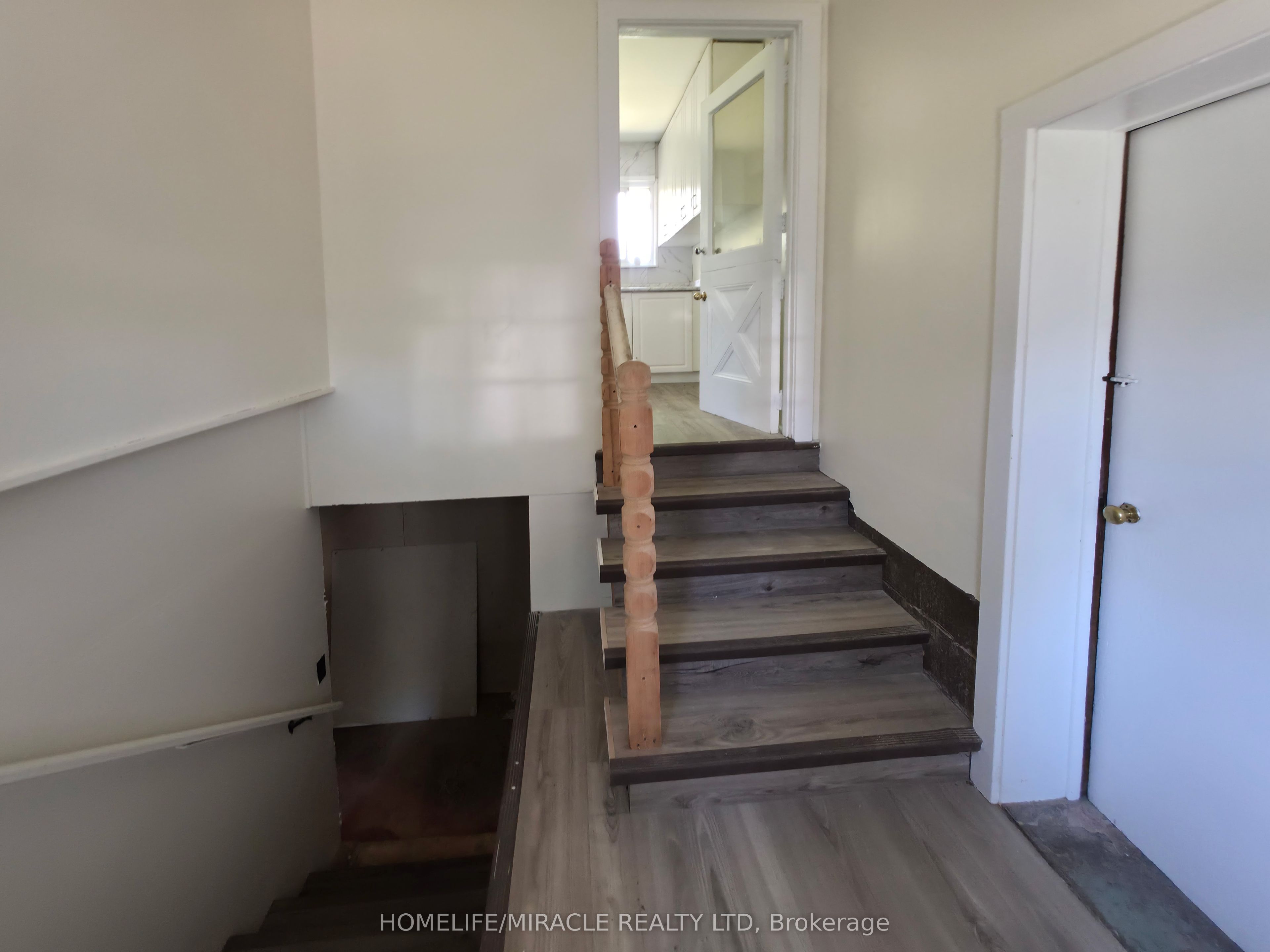 17 Goderich Street Property Photo 23