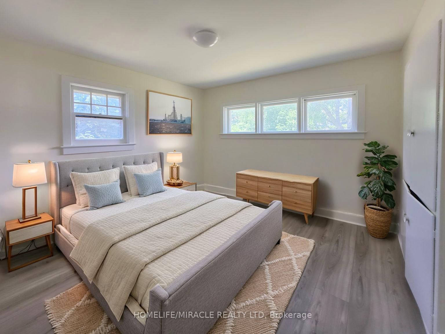 17 Goderich Street Property Photo 35