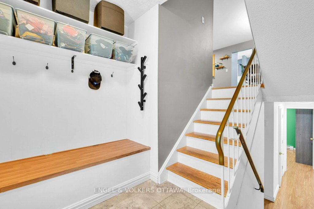 878 Grenon Avenue Property Photo 4