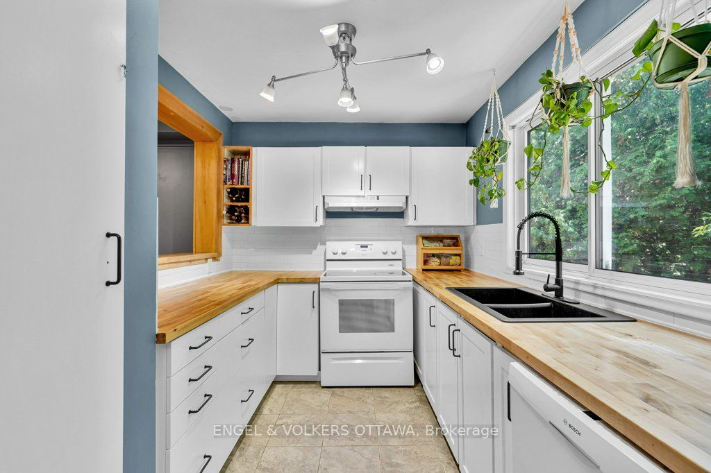 878 Grenon Avenue Property Photo 12