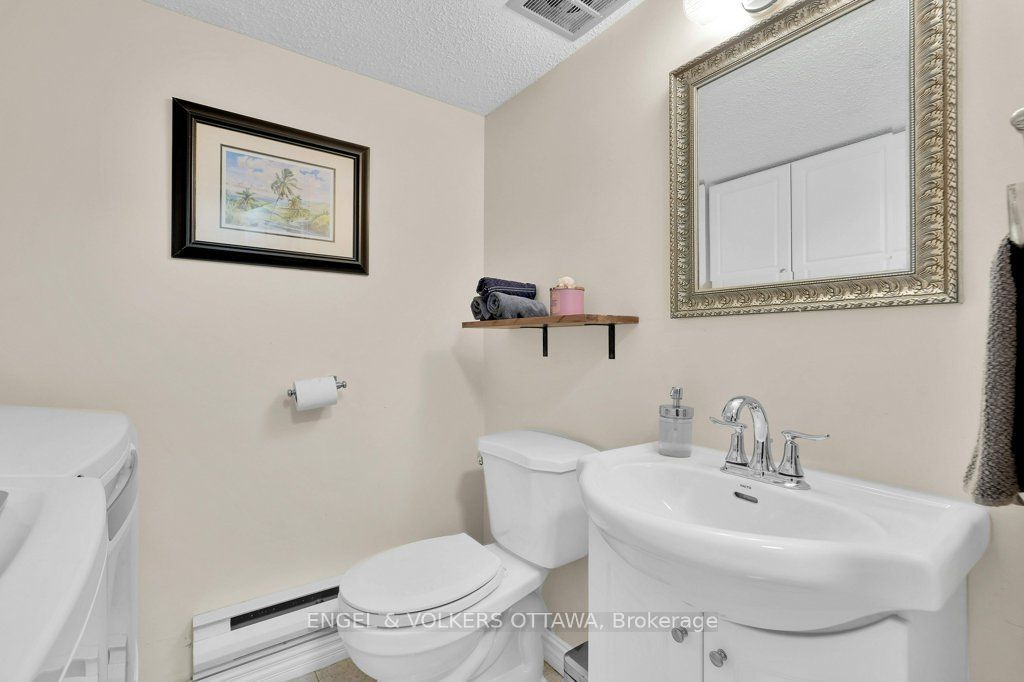 878 Grenon Avenue Property Photo 30