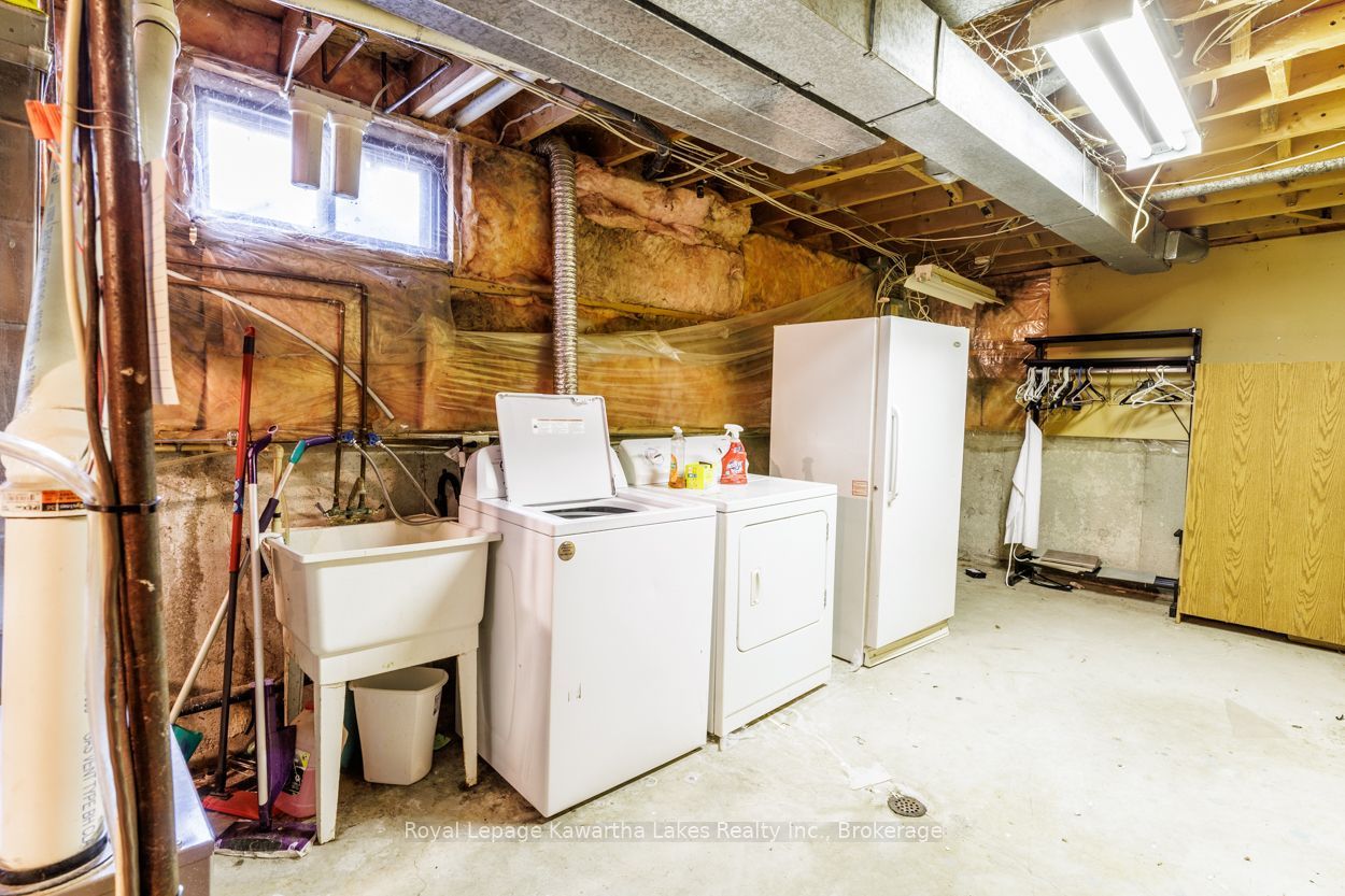 45 Sinclair Street Property Photo 40