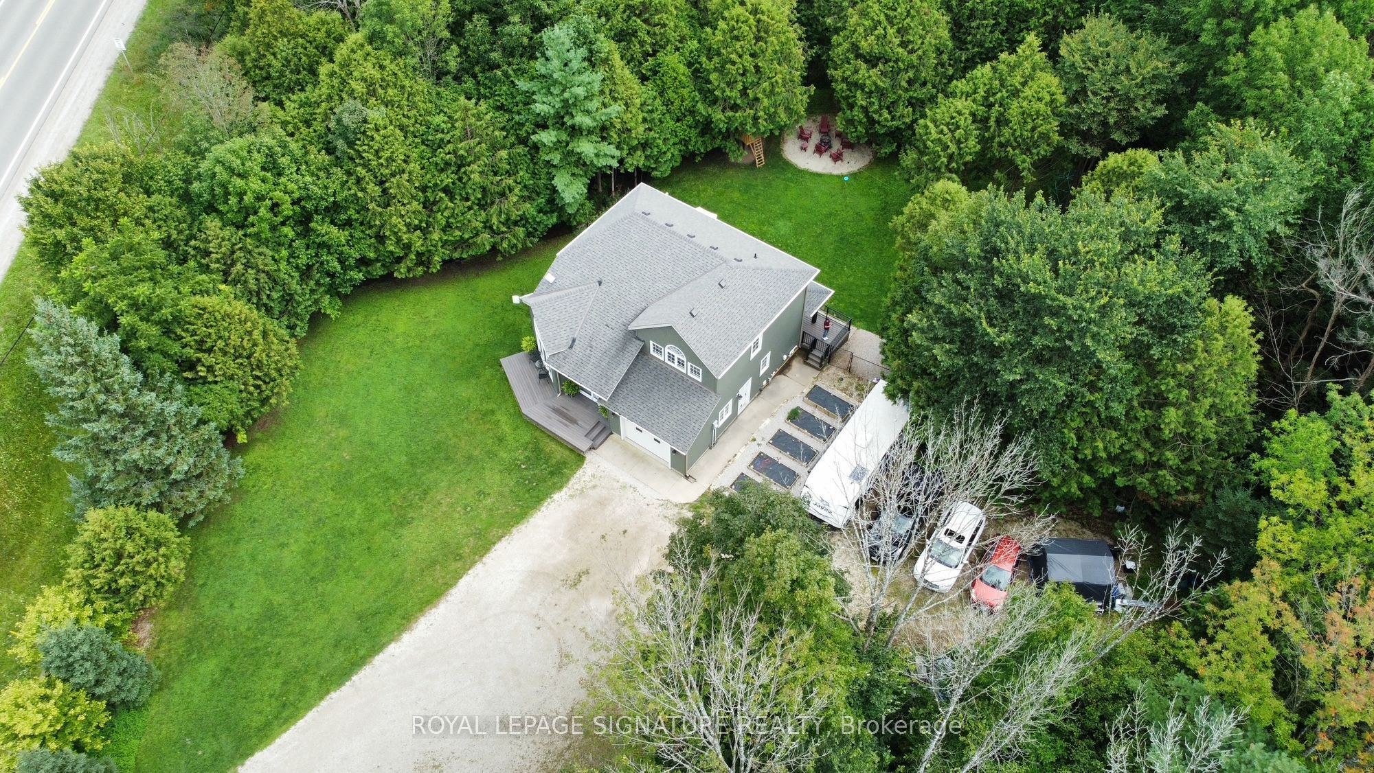 777320 S Highway 10 Property Photo 3