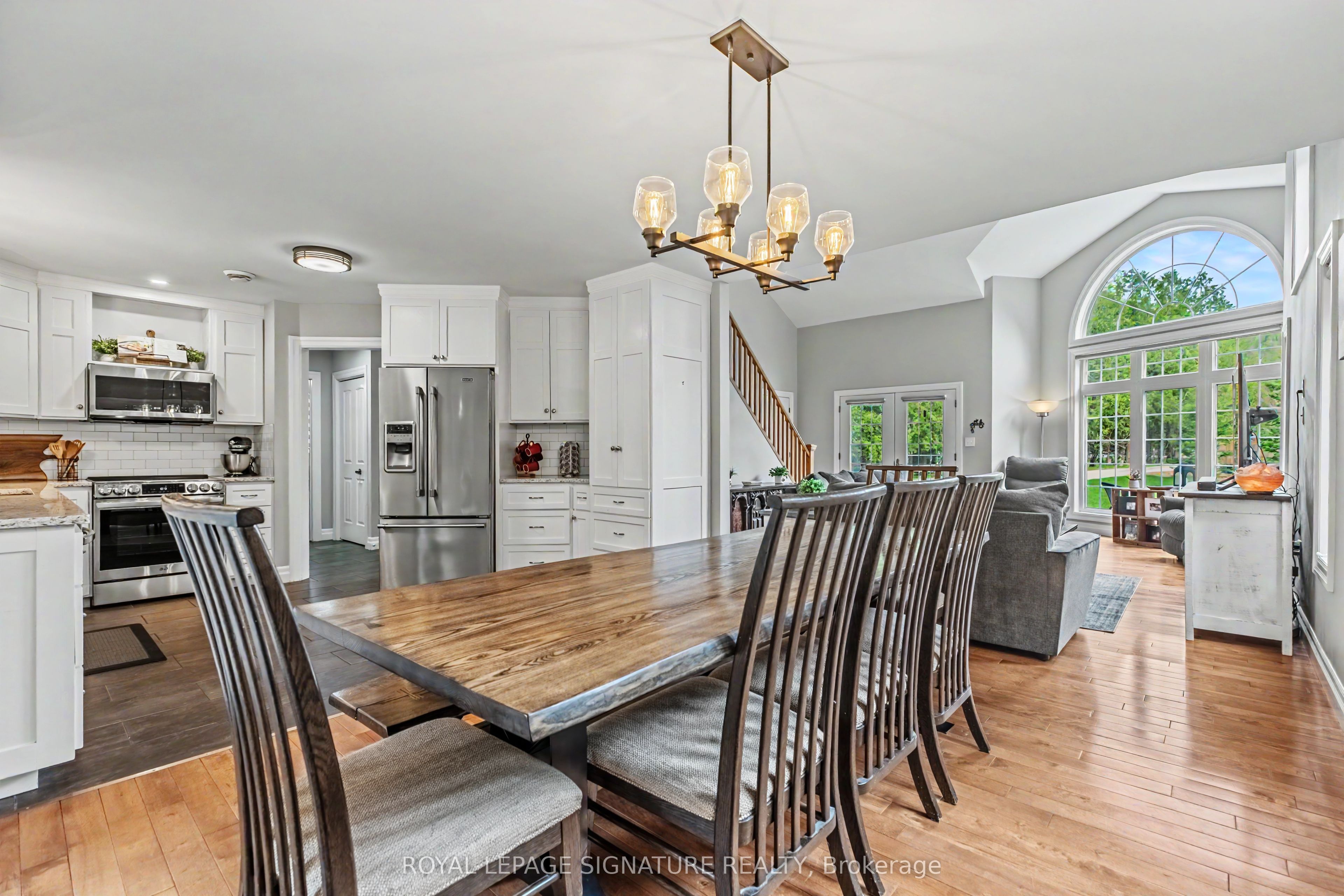 777320 S Highway 10 Property Photo 15