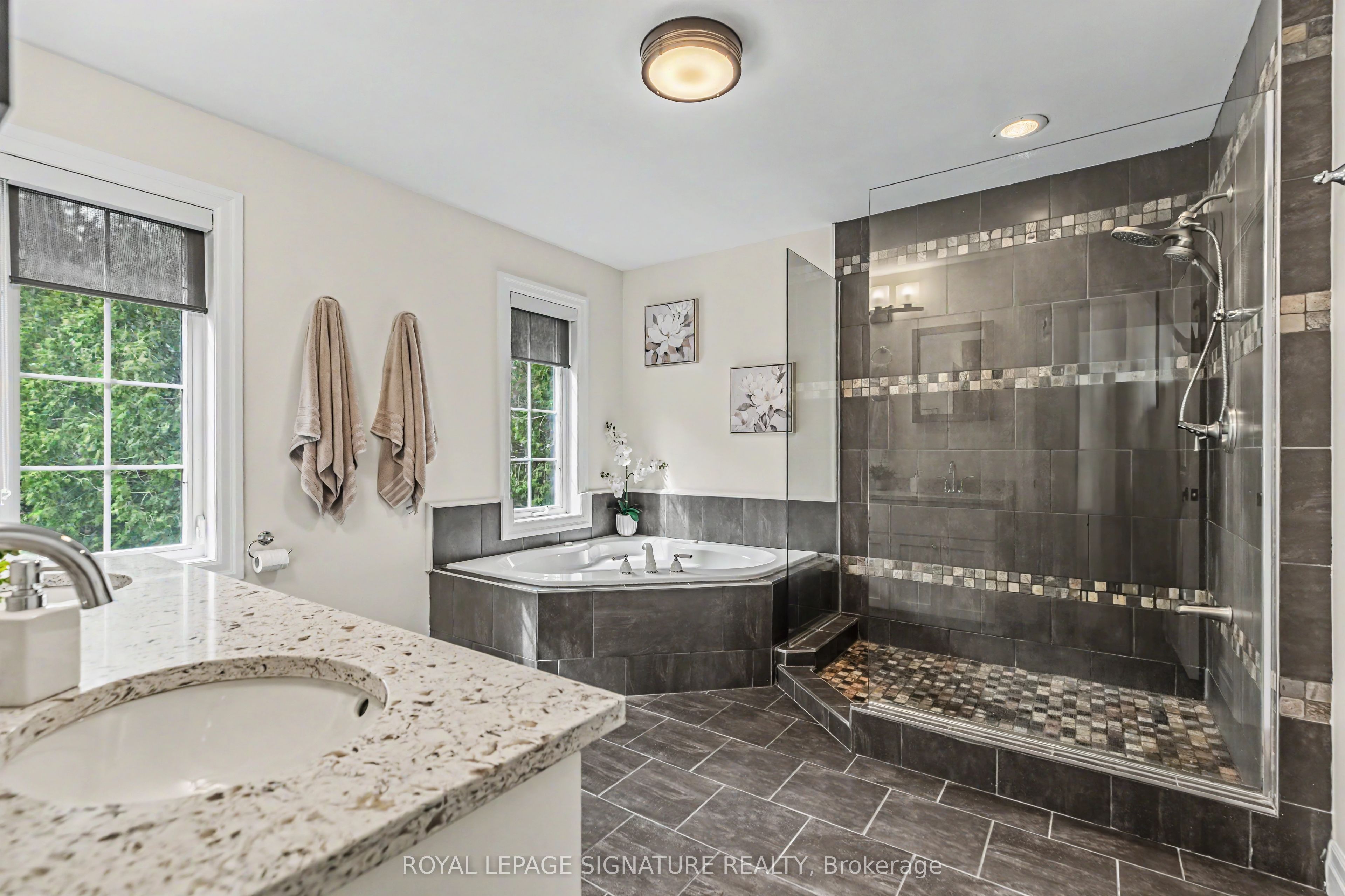 777320 S Highway 10 Property Photo 25