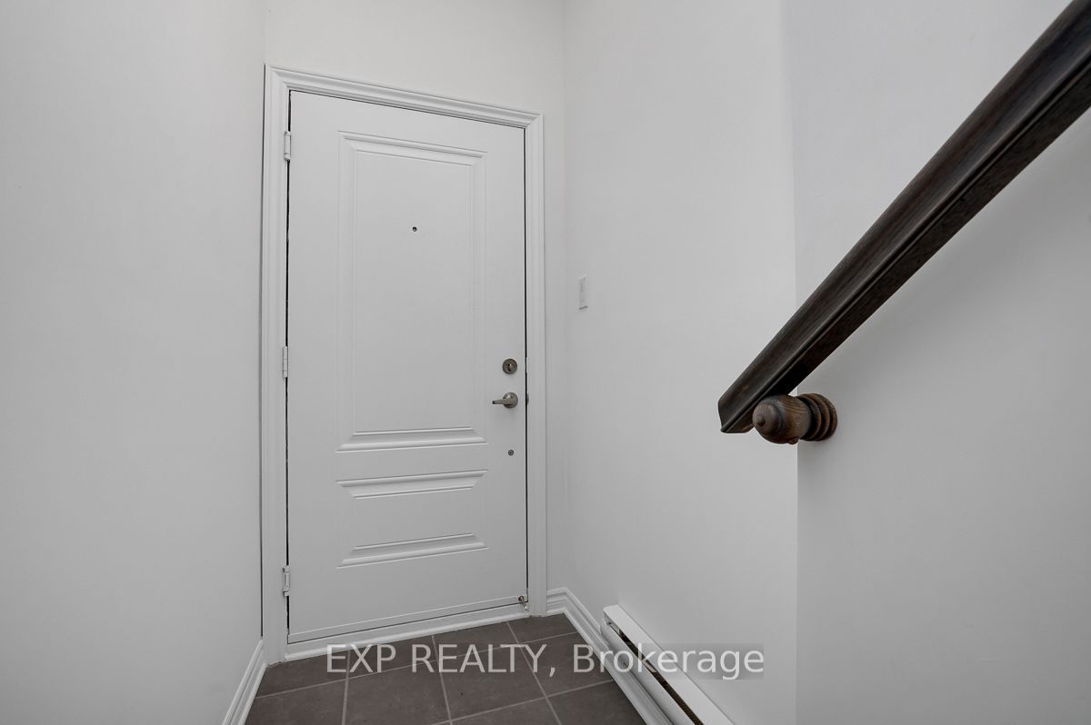 60 Jaguar Private C Property Photo 6