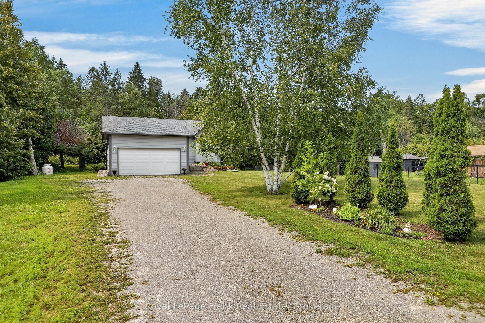 124 Sumcot Drive Property Photo 4
