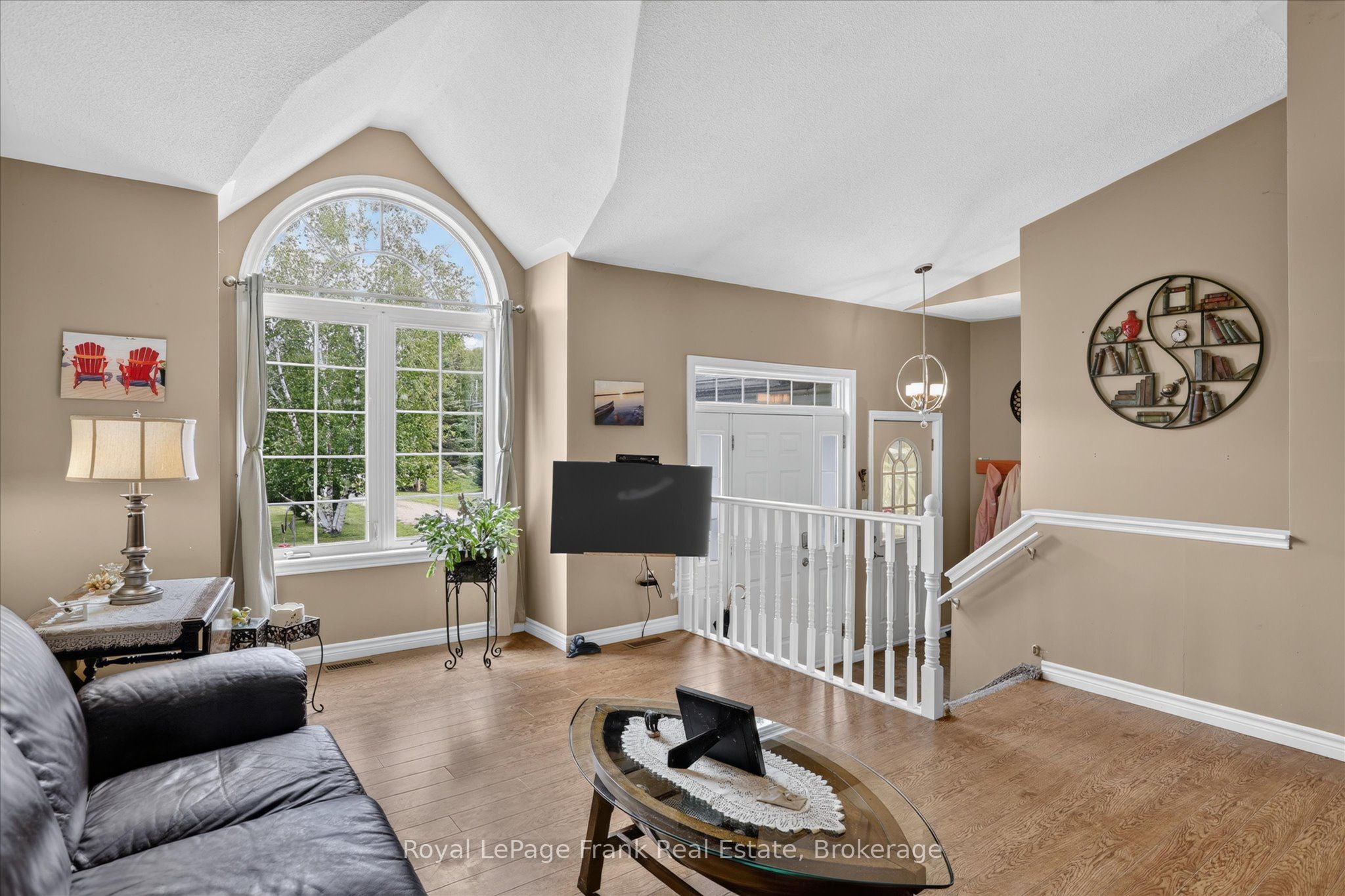124 Sumcot Drive Property Photo 12