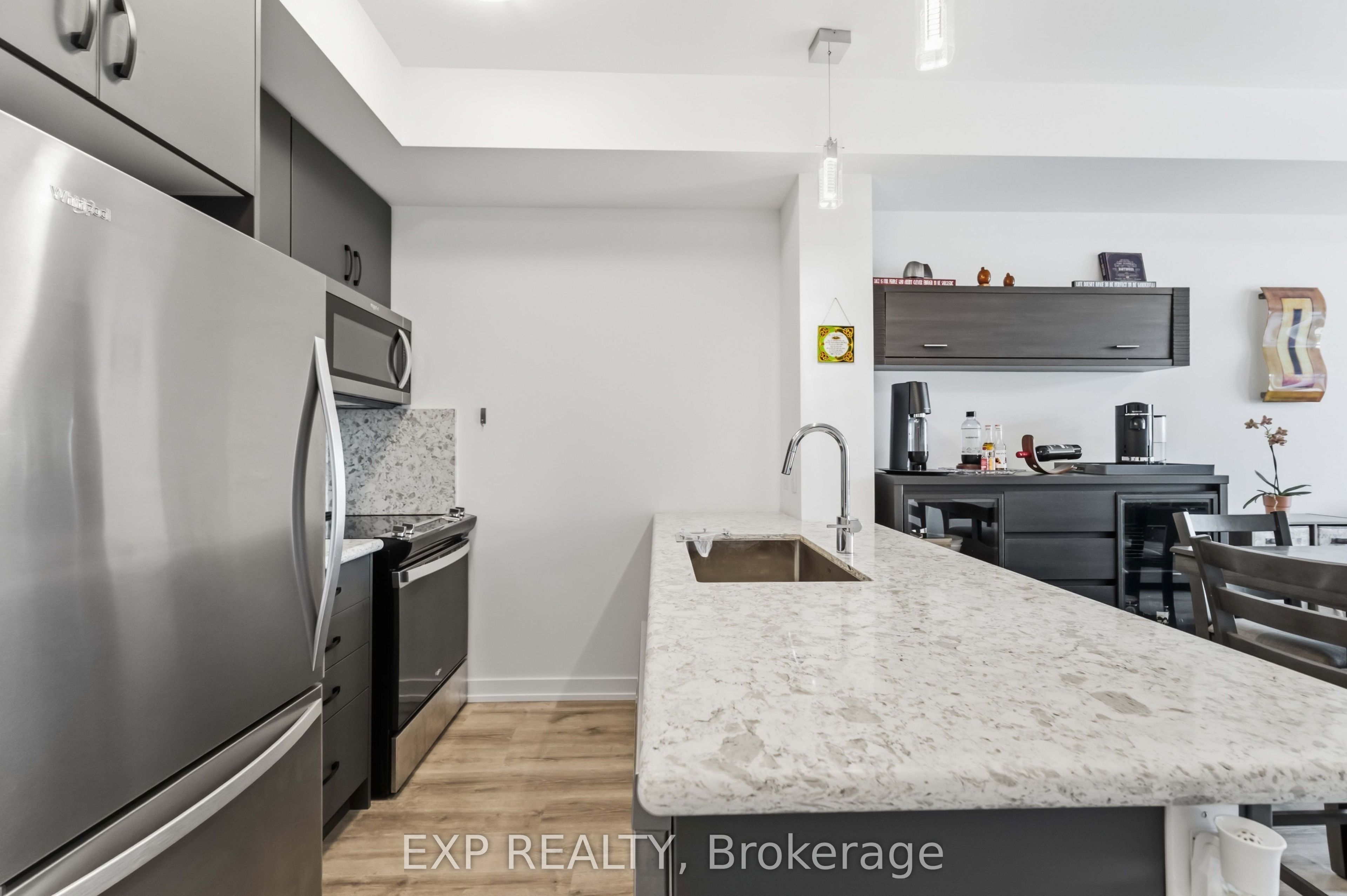 450 Dundas Street E Unit # 601 Property Photo 10