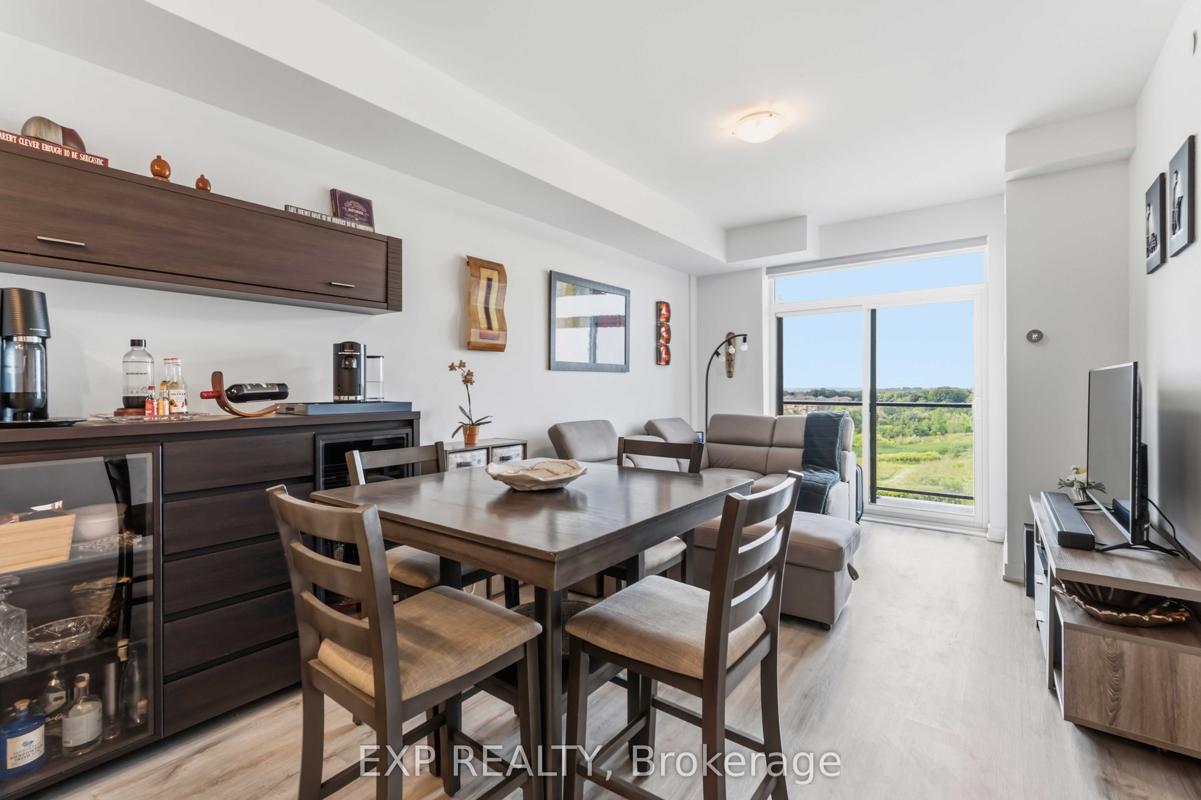 450 Dundas Street E Unit # 601 Property Photo 16