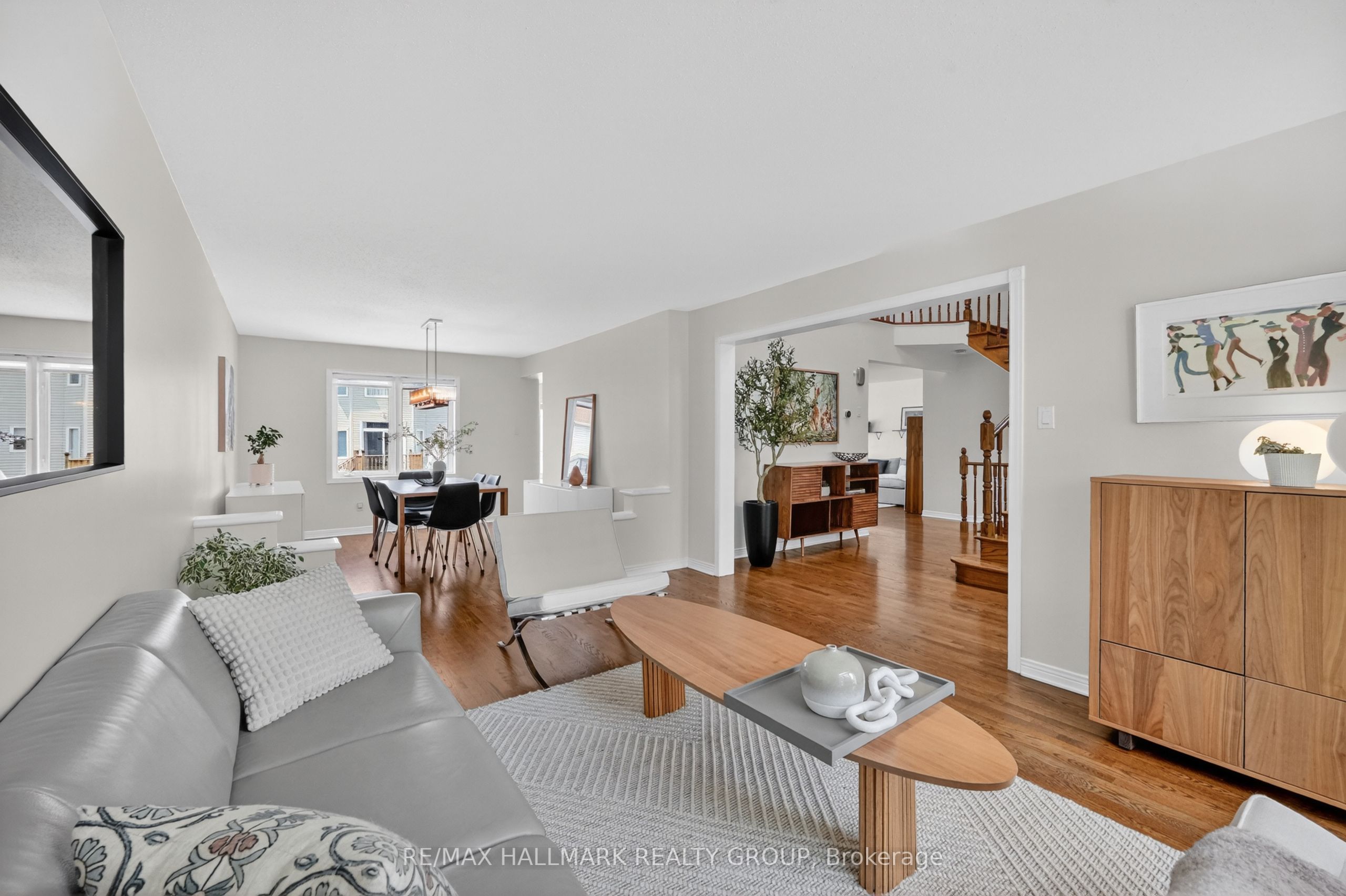 1091 Charest Way Property Photo 7