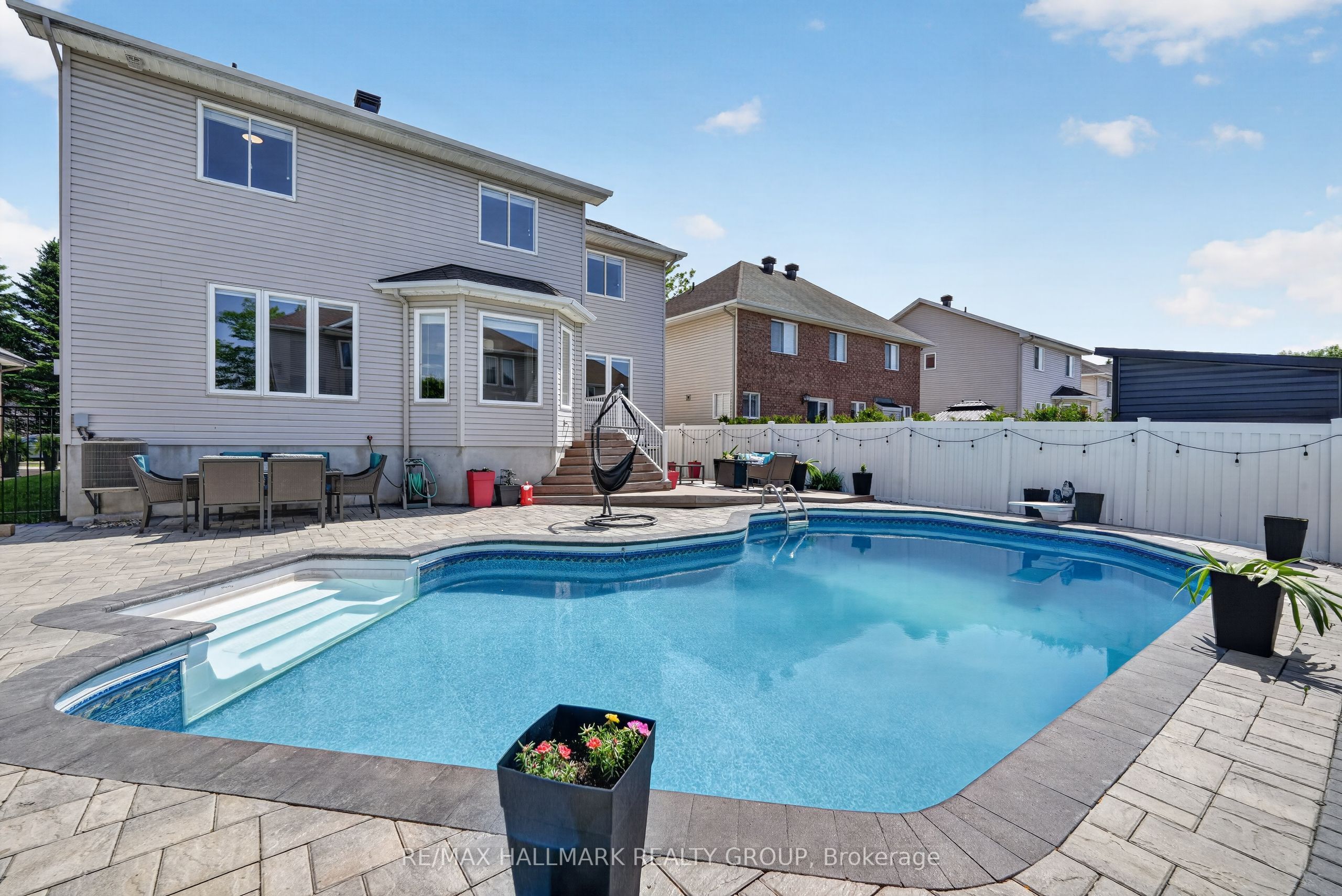 1091 Charest Way Property Photo 44