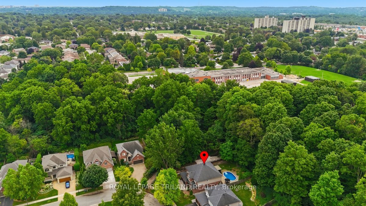 365 Richmeadow Road Property Photo 45