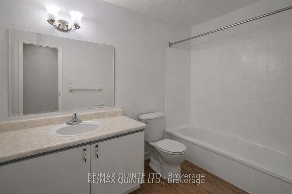 151 Industrial Boulevard 18 Property Photo 8