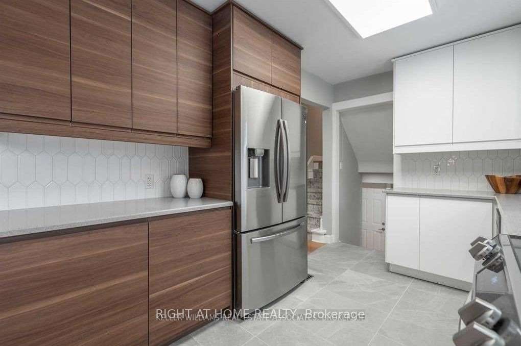 530 Lynda Lane Property Photo 6