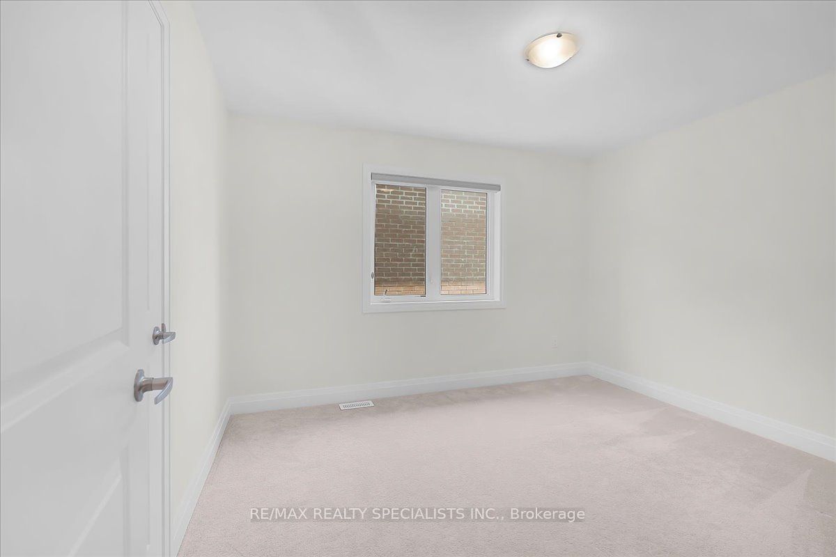 832 Knights Lane Property Photo 31