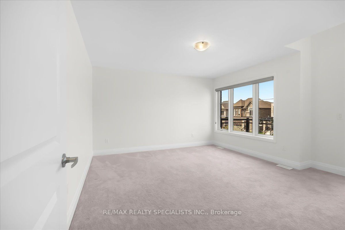 832 Knights Lane Property Photo 32