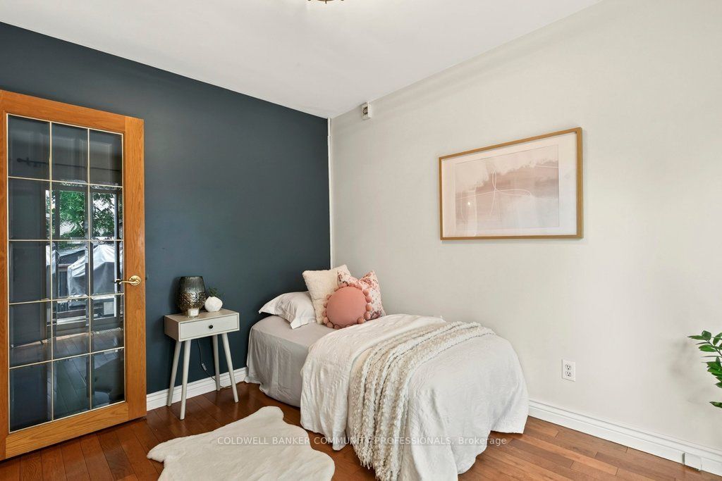780 Garth Street Property Photo 25
