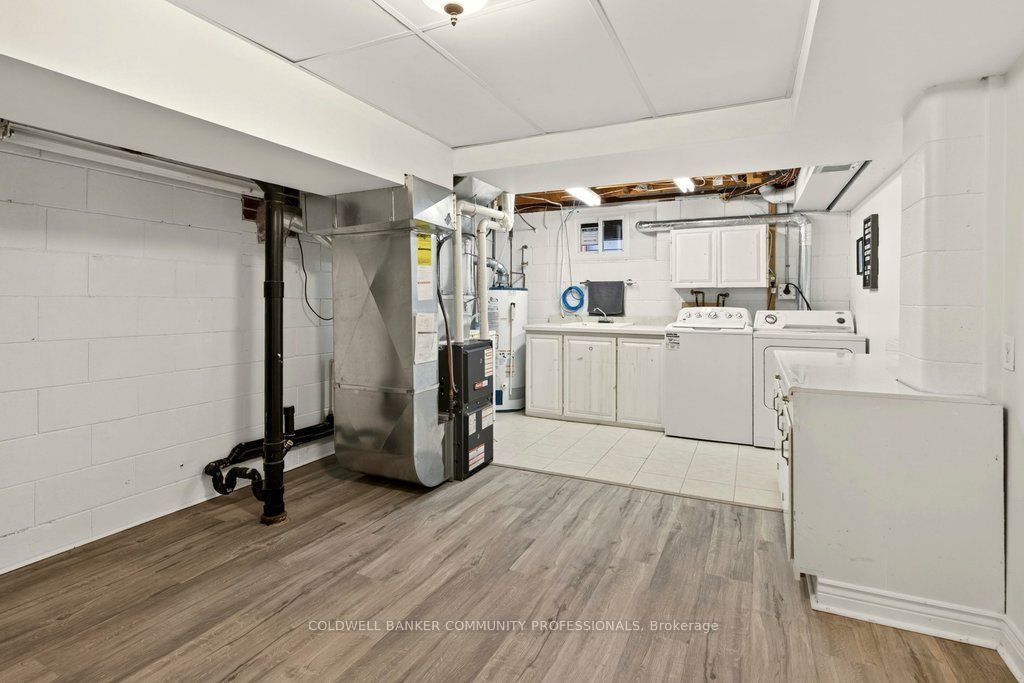 780 Garth Street Property Photo 38