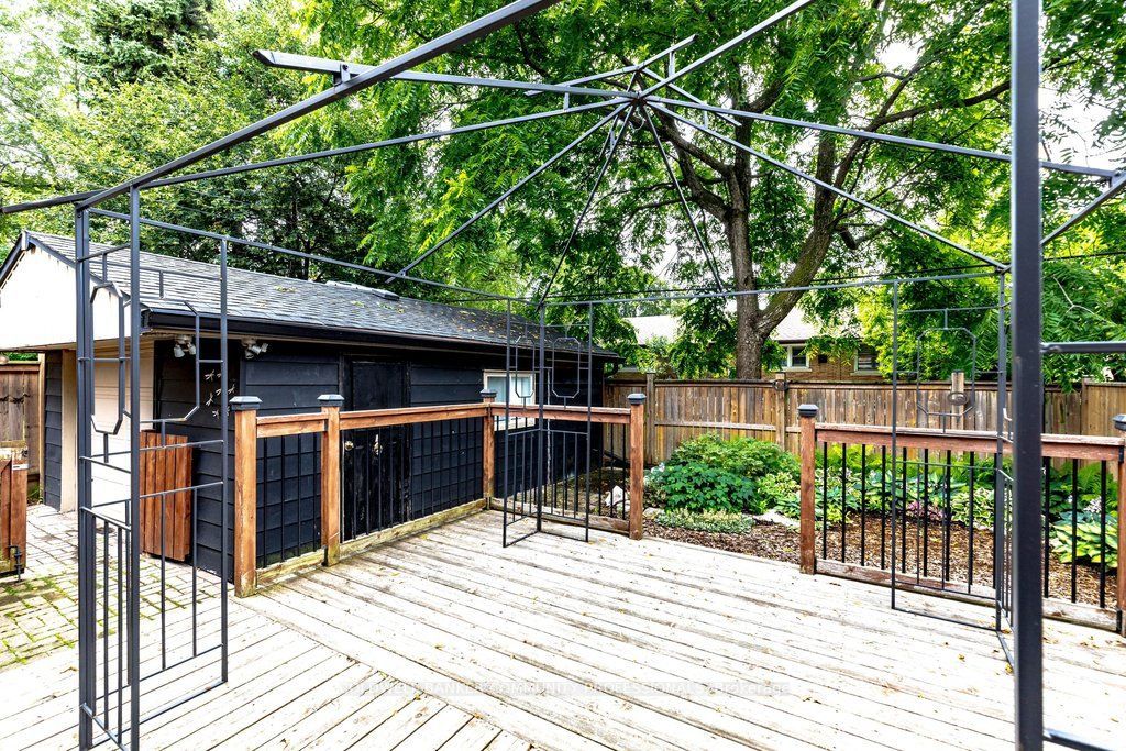 780 Garth Street Property Photo 49