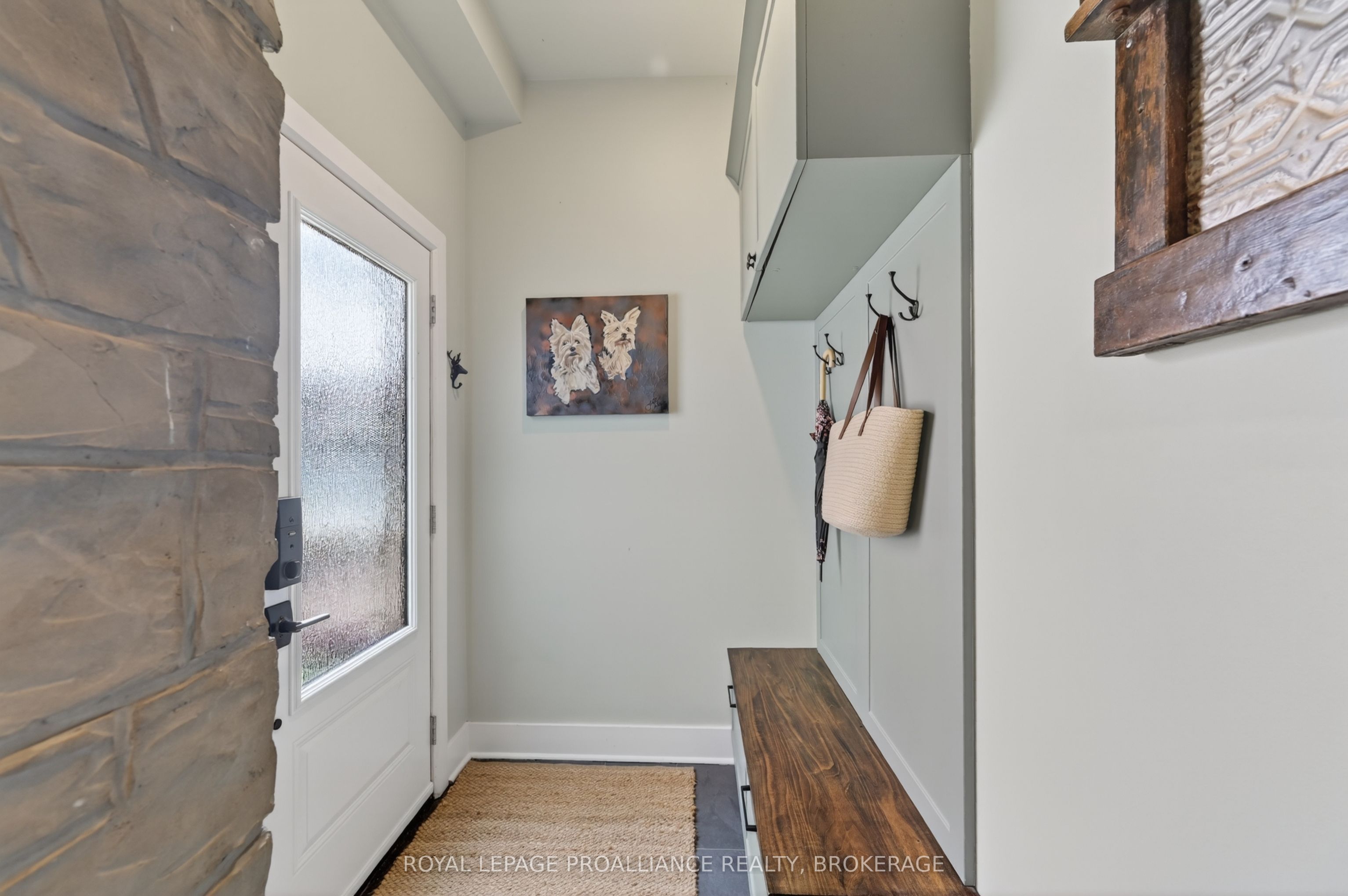 133 King Street E 2 Property Photo 5