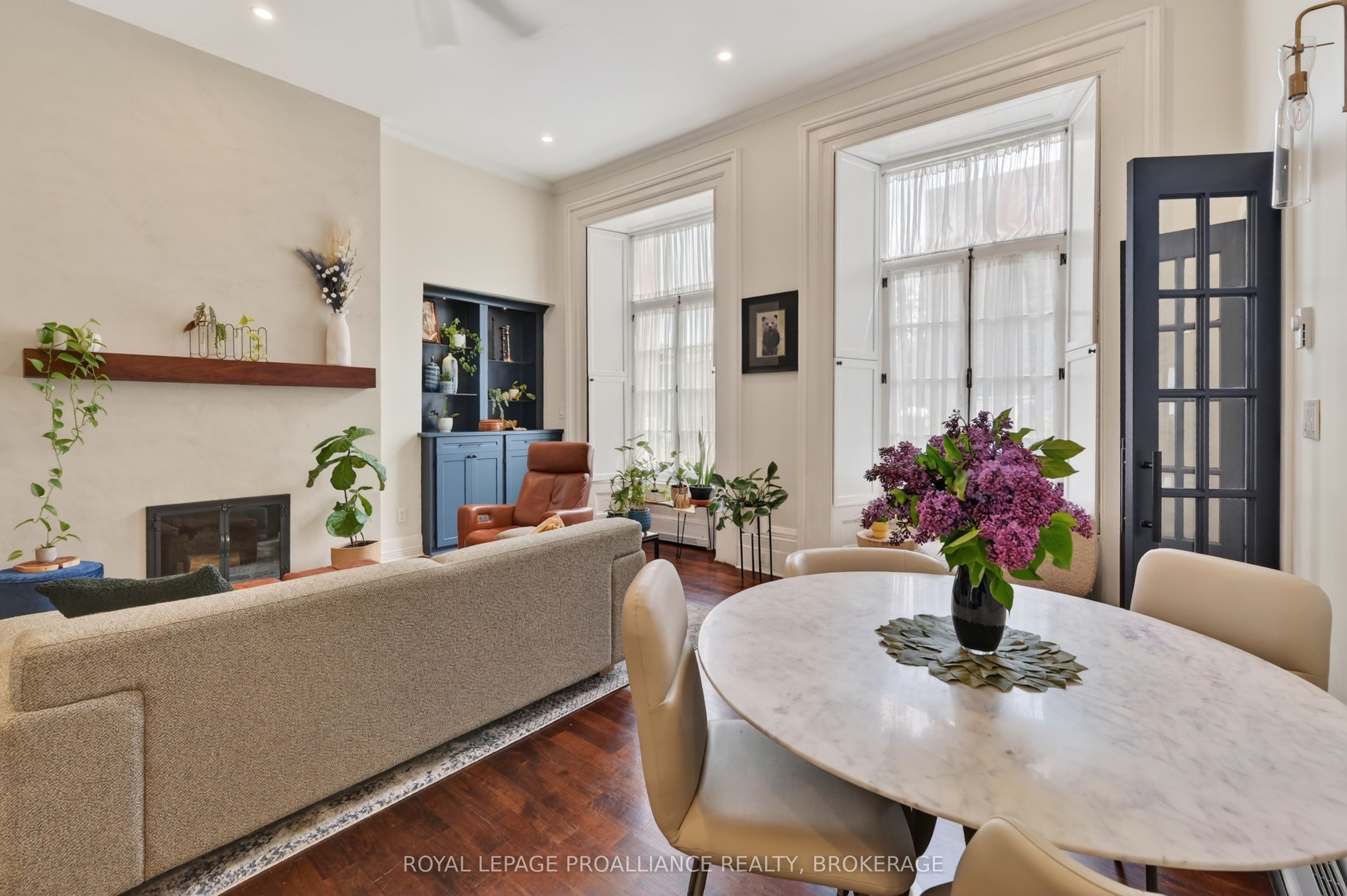 133 King Street E 2 Property Photo 10