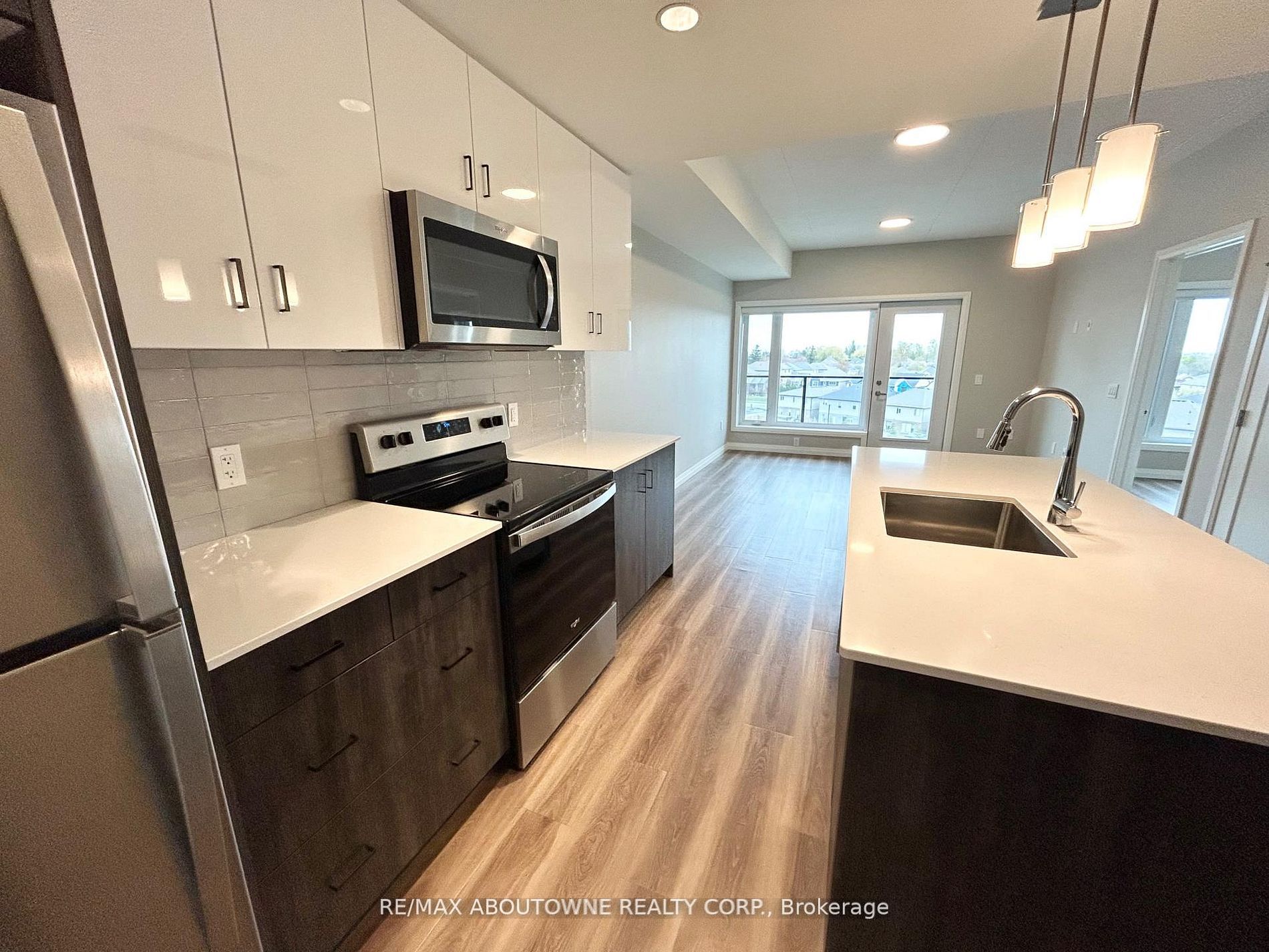 28 Westhill Drive 201 Property Photo 5