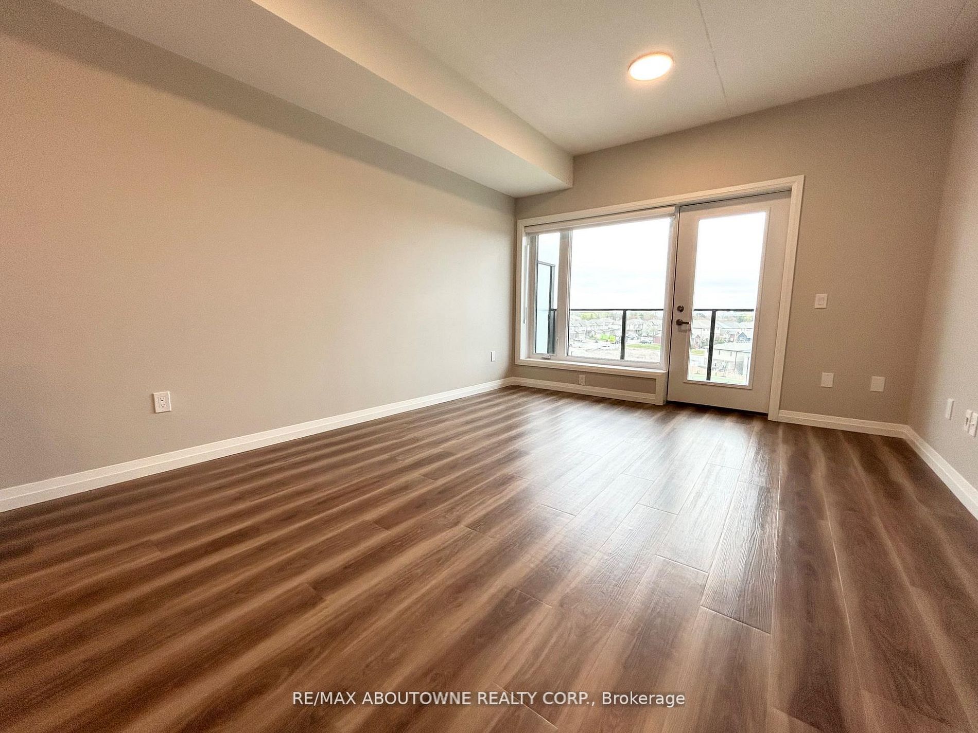 28 Westhill Drive 201 Property Photo 7